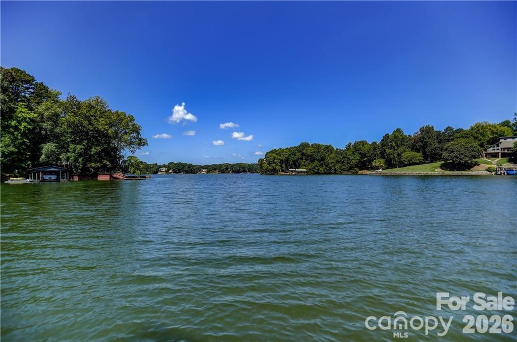 Photo of 105 Quail Lane, Mooresville, NC 28117