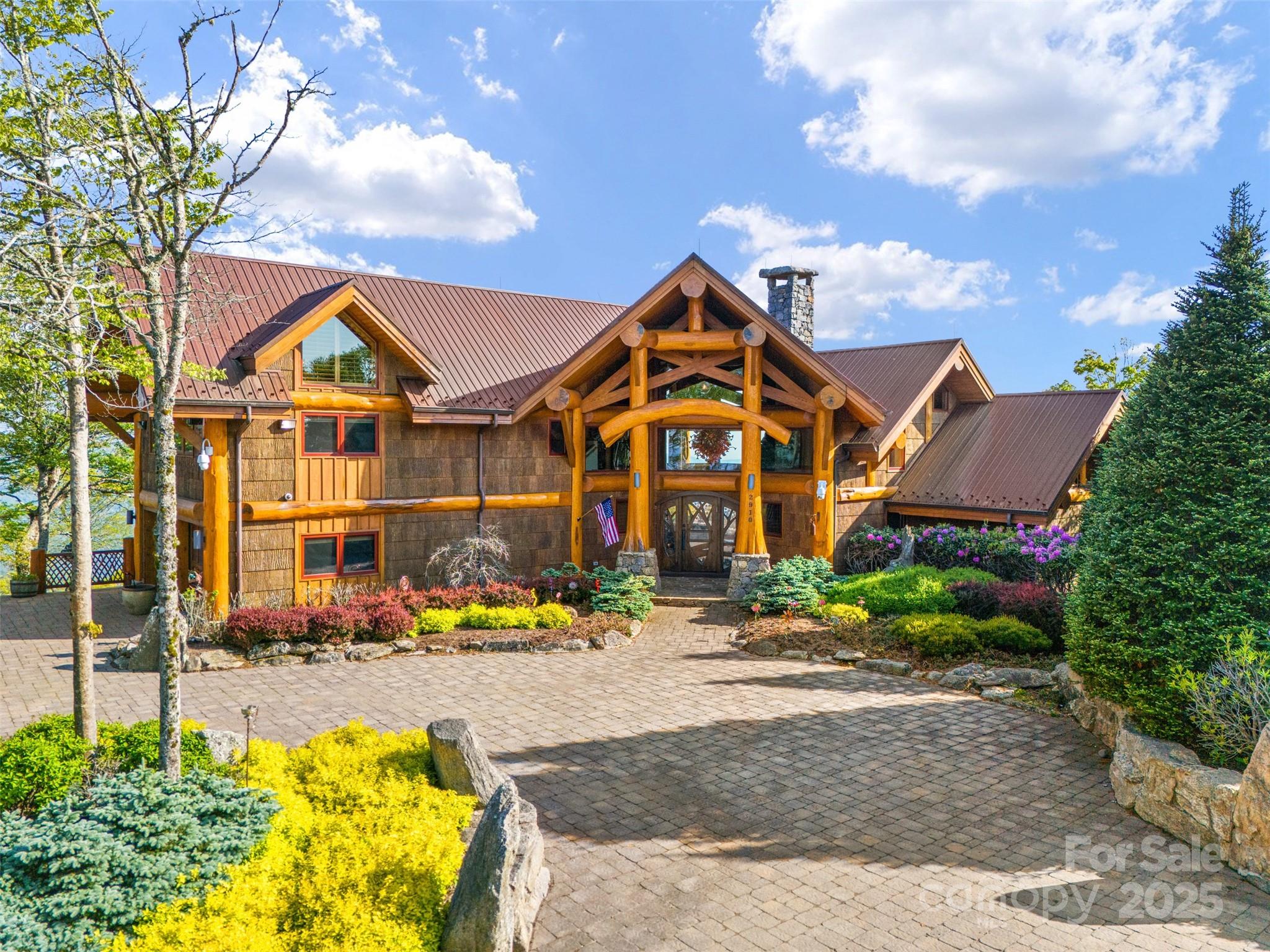 Photo of 2910 Eagles Nest Trail, Banner Elk, NC 28604