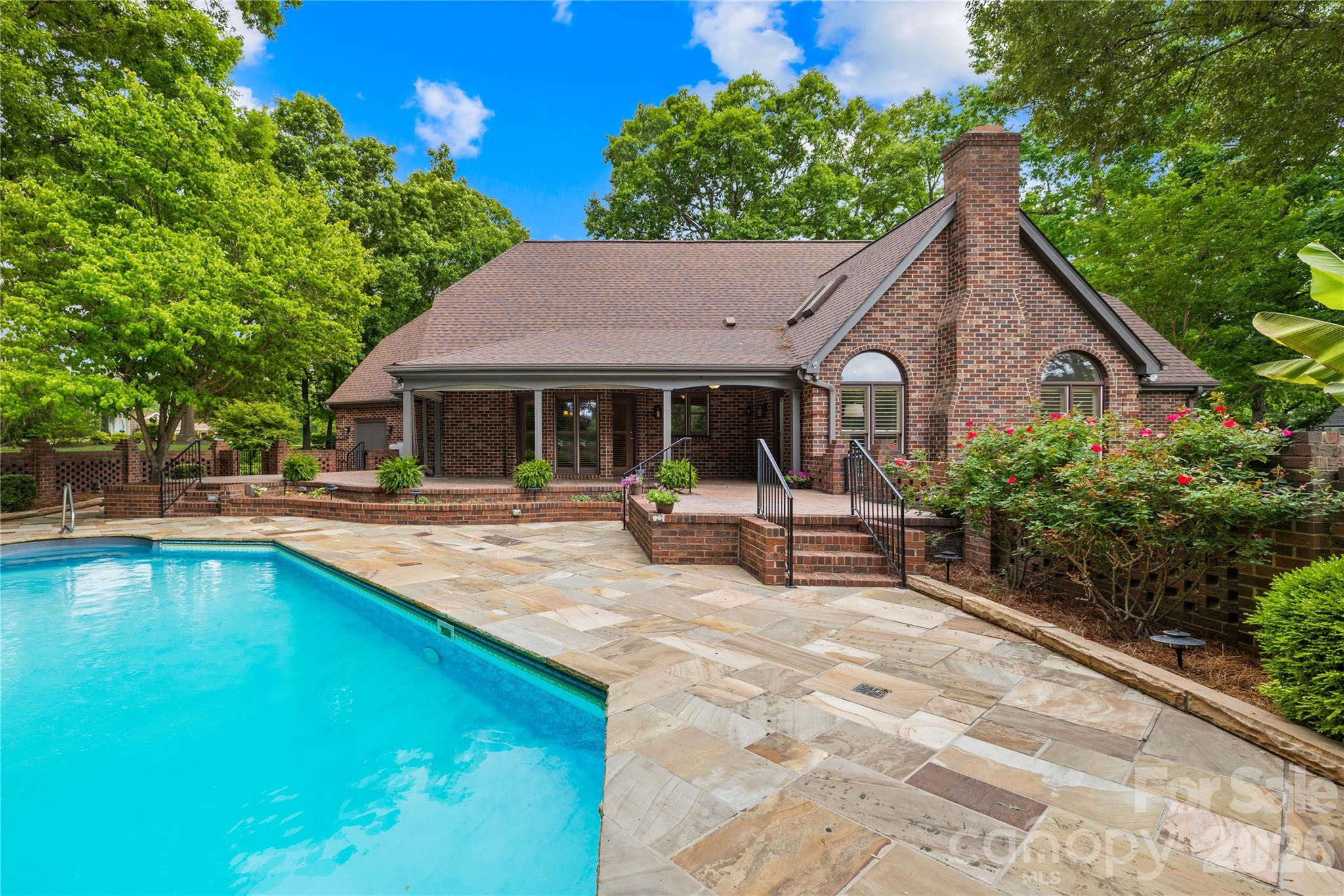 Photo of 3765 Glenn Oaks Drive, Maiden, NC 28650