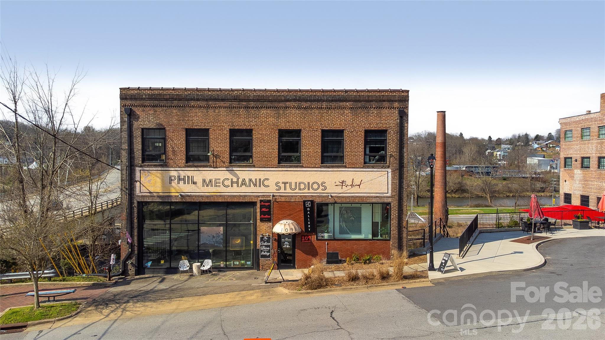 Photo of 109 Roberts Street, Asheville, NC 28801