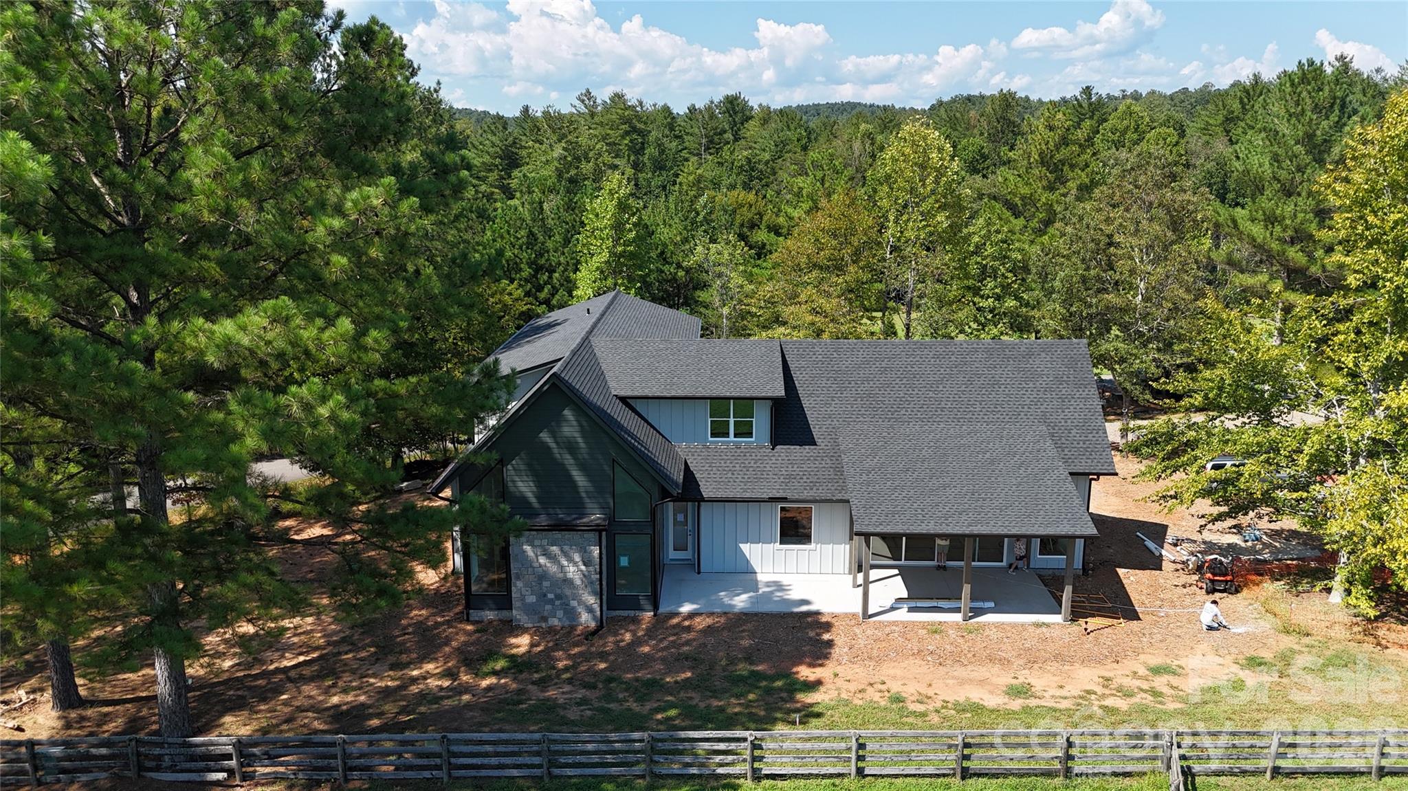 Photo of 2303 Paddock Circle, Morganton, NC 28655