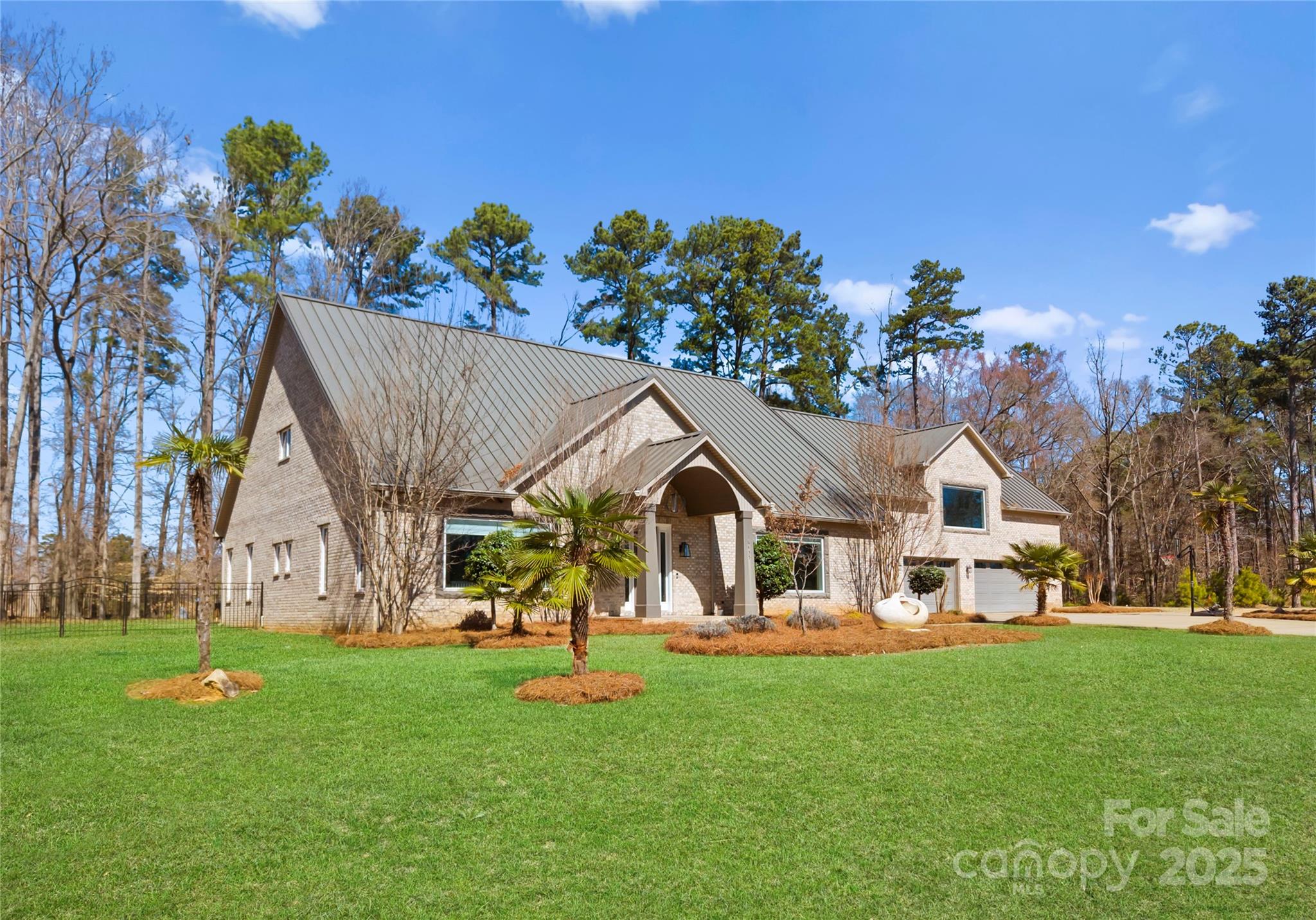 Photo of 16455 Harbor View Road, Charlotte, NC 28278
