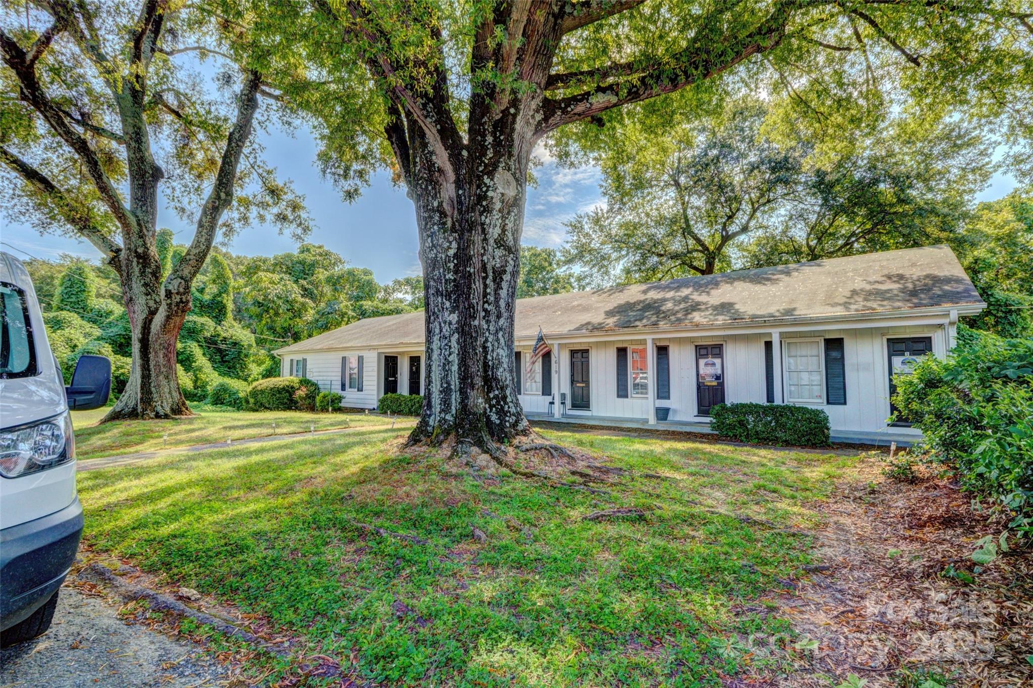 Photo of 619 E Price Avenue, Gastonia, NC 28054