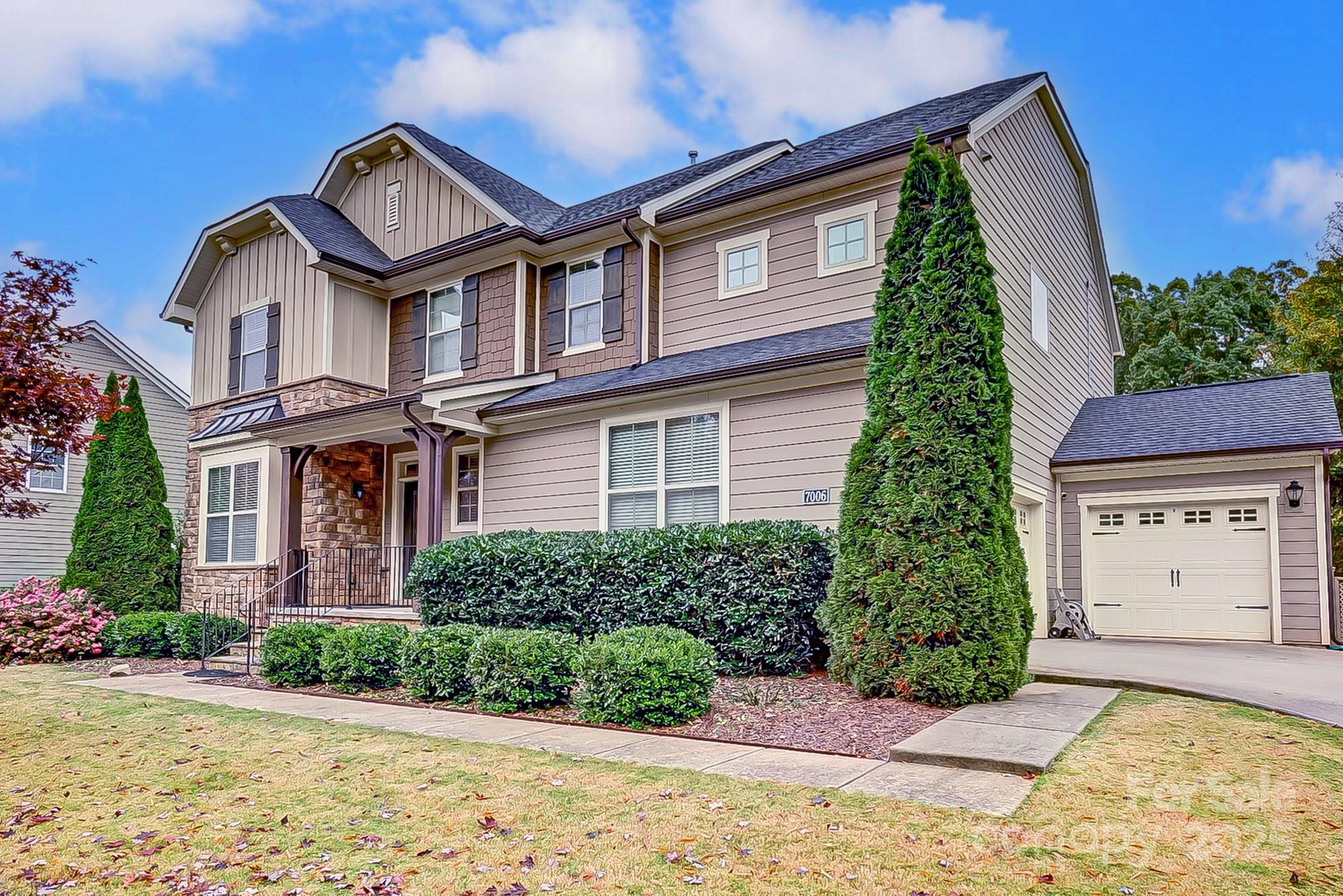 Photo of 7006 Garden Hill Drive, Huntersville, NC 28078