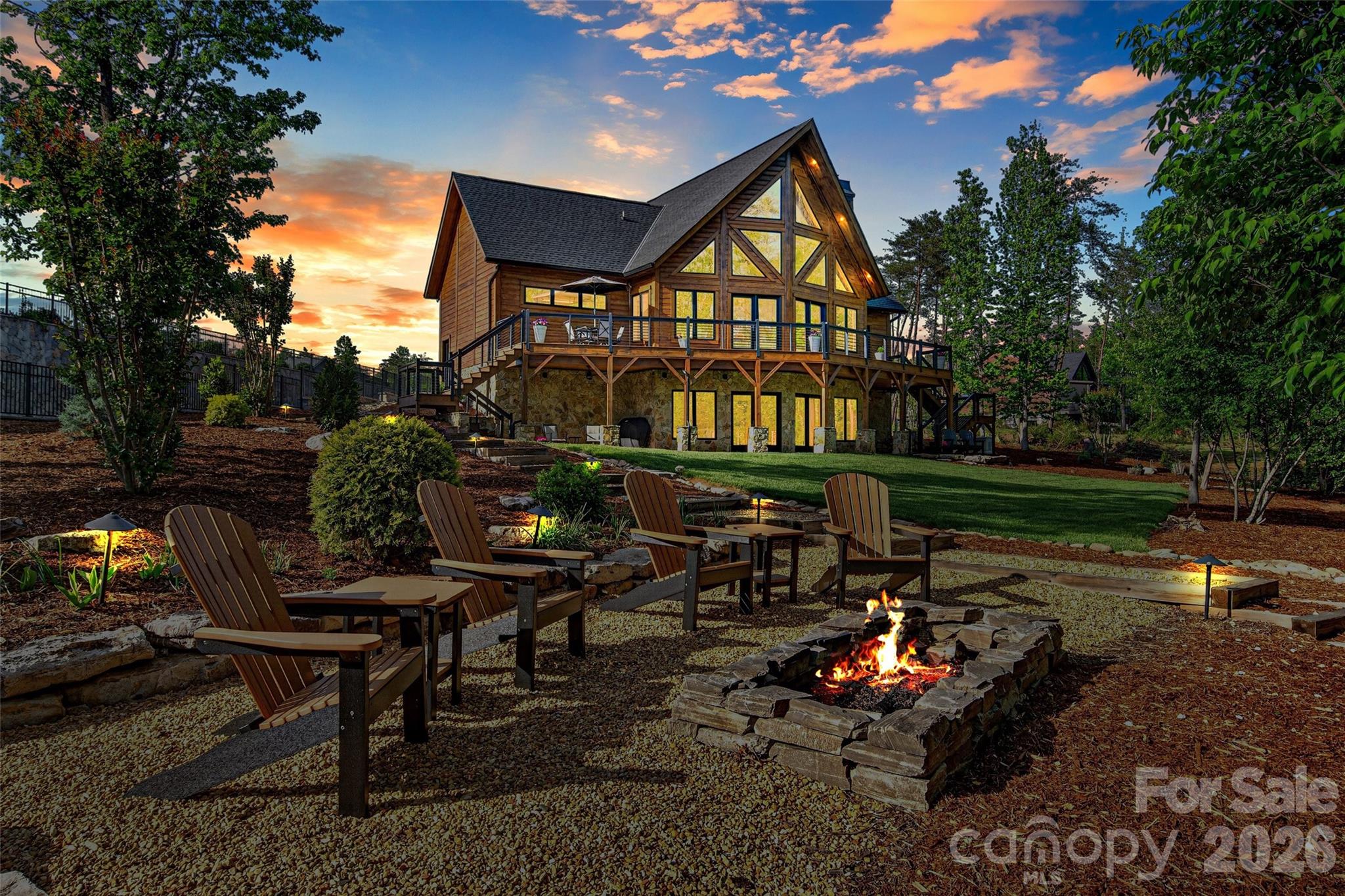 Photo of 3097 W Moonlight Place, Morganton, NC 28655
