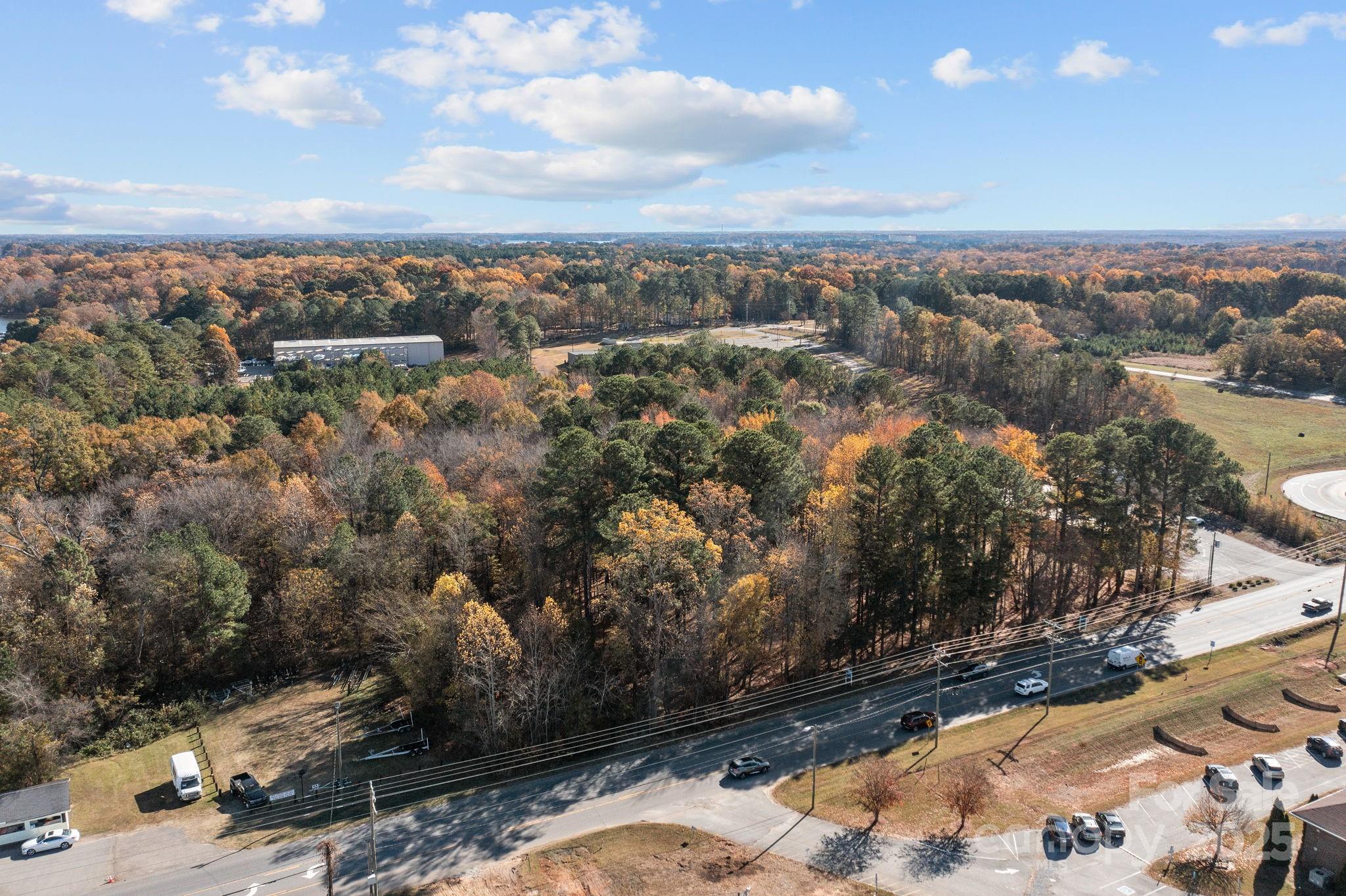 Photo of 530 N NC 16 Business Highway, Denver, NC 28037