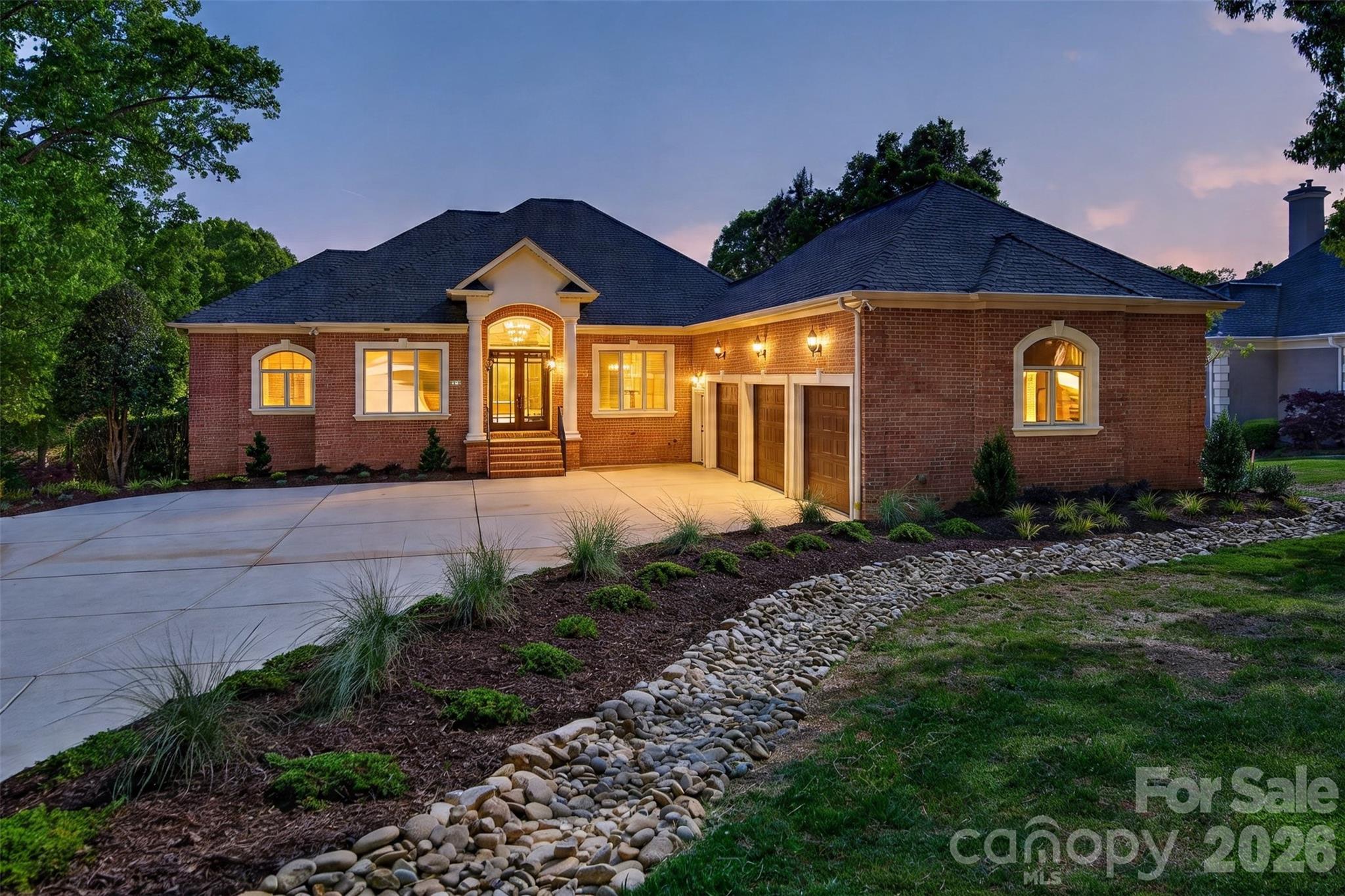 Photo of 153 Plantation Drive, Mooresville, NC 28117