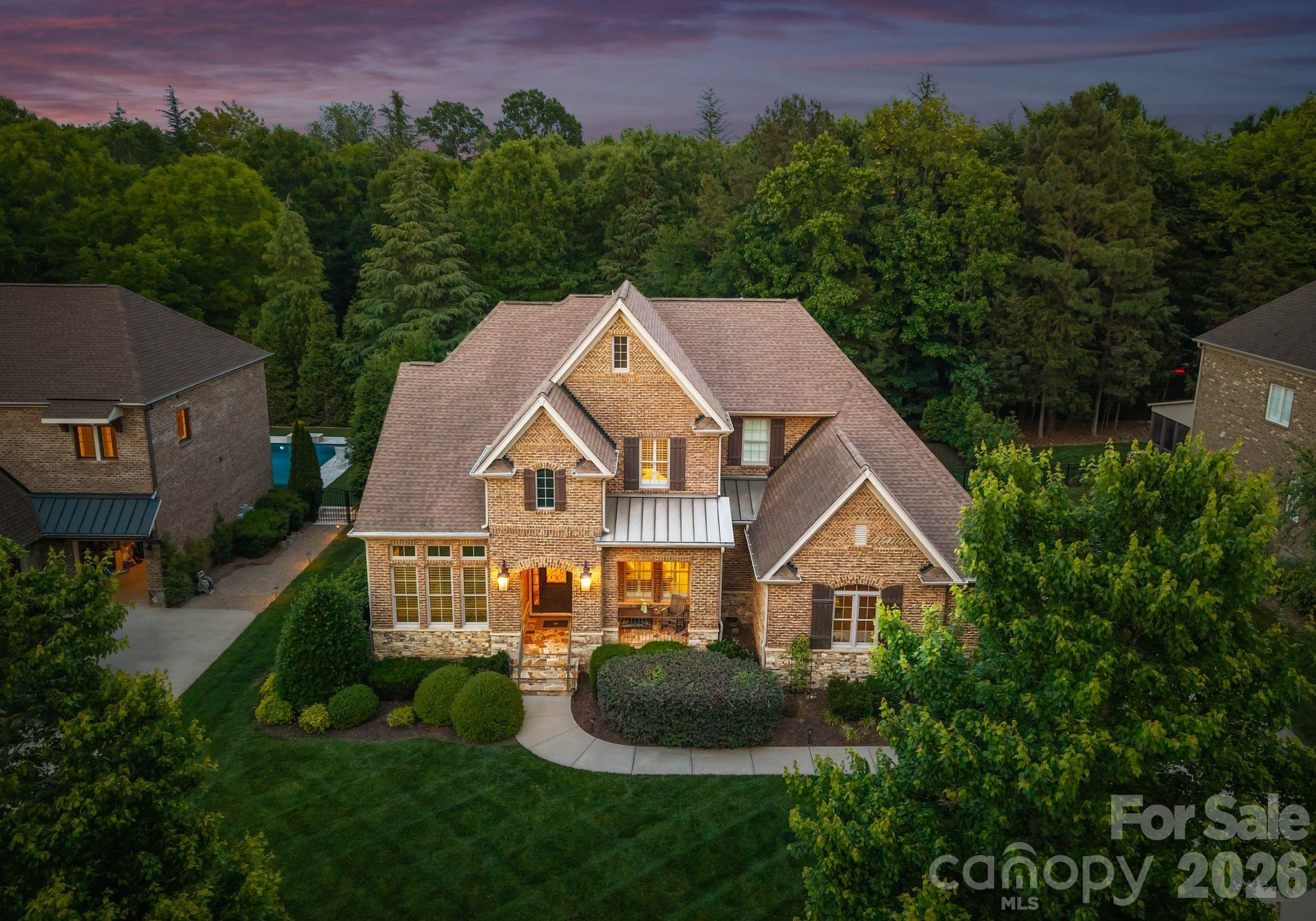 Photo of 221 Glenmoor Drive, Waxhaw, NC 28173