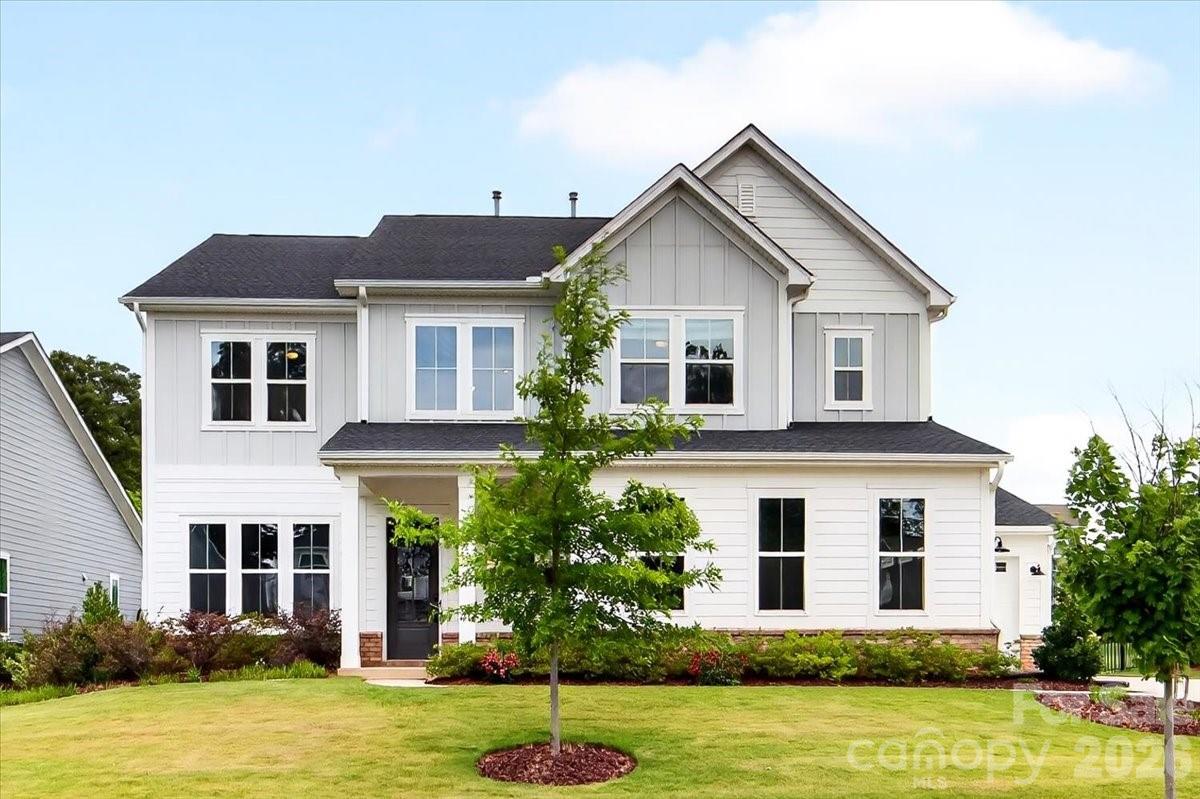 Photo of 222 Lanyard Lane, Belmont, NC 28012