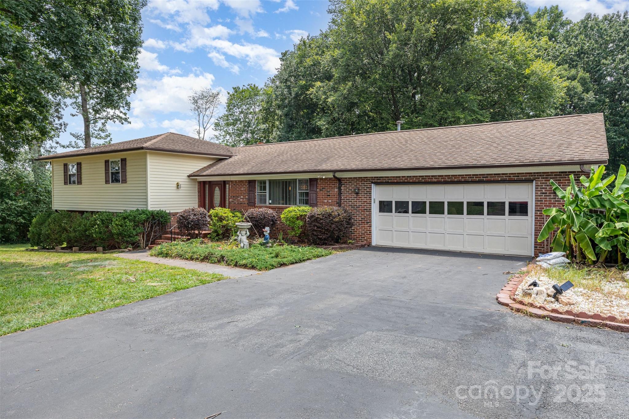 Photo of 9825 Hagers Road, Huntersville, NC 28078