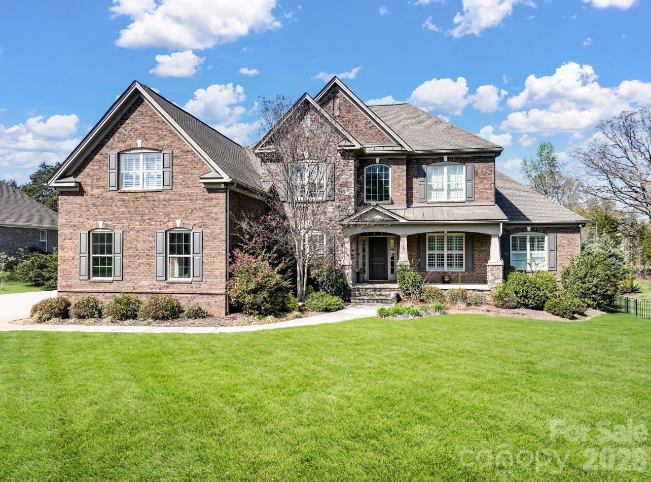 Photo of 1015 Golden Bell Drive, Waxhaw, NC 28173