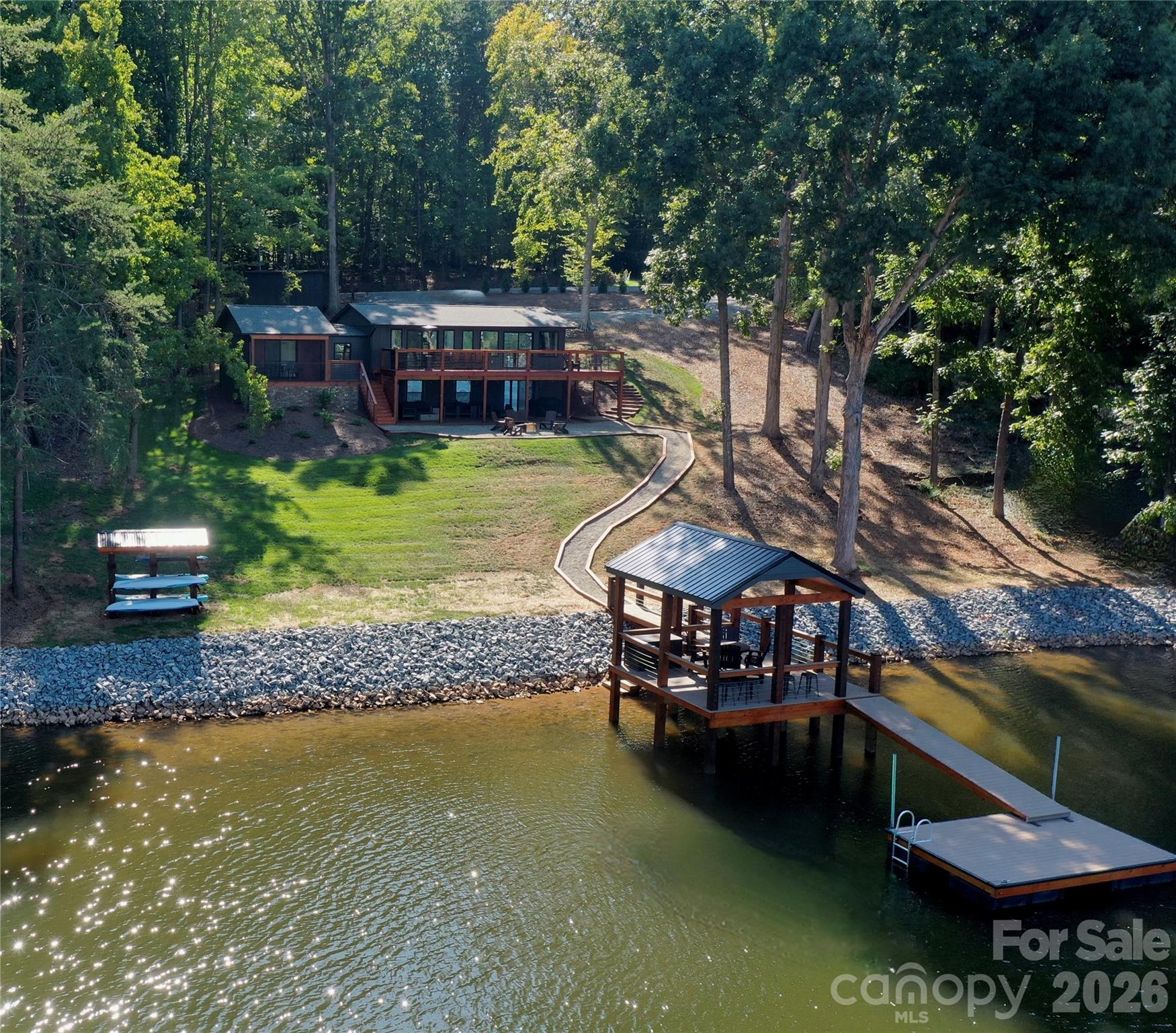 Photo of 128 Wickford Lane, Mooresville, NC 28117