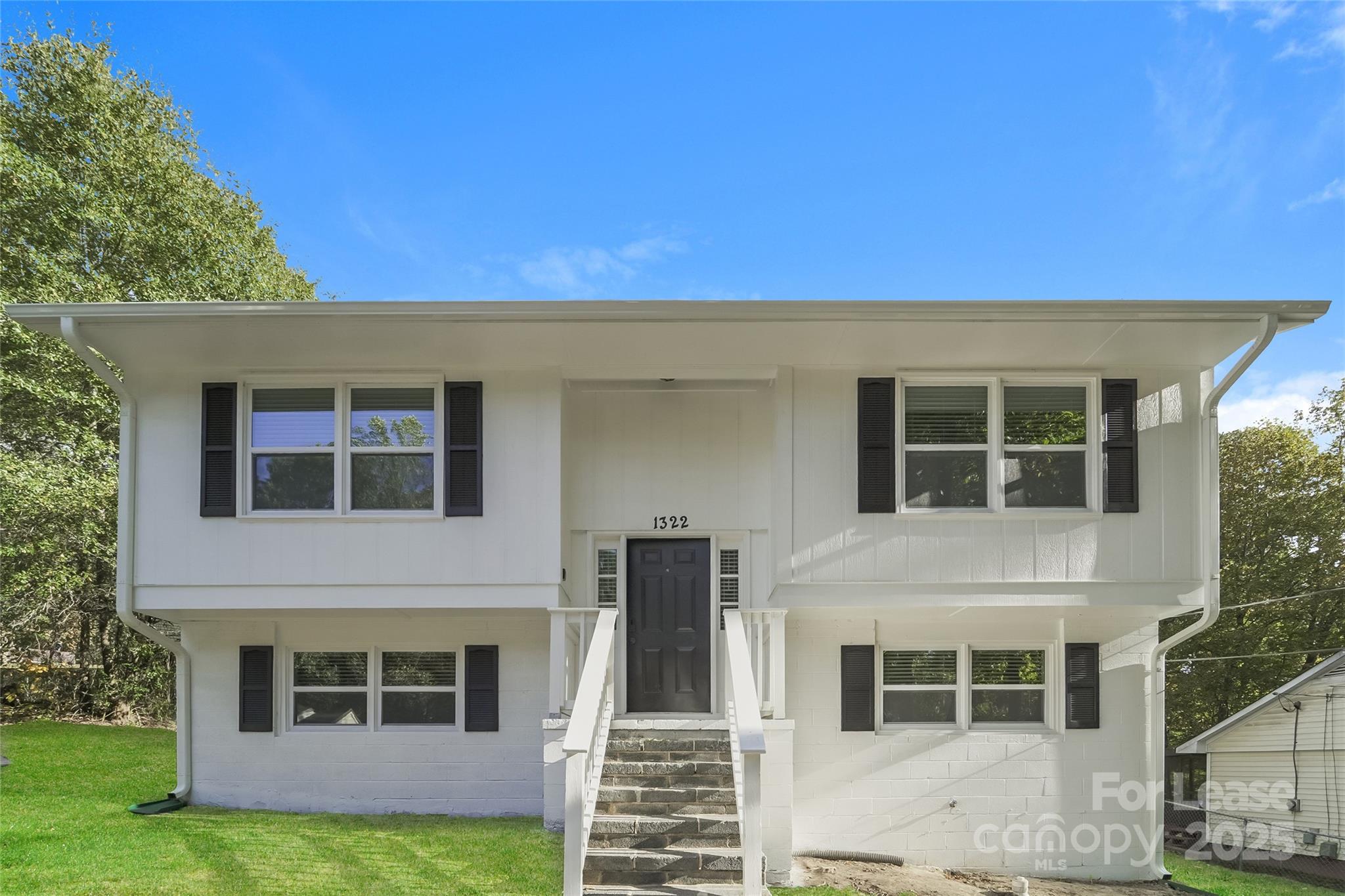 Photo of 1322 Green Circle Drive, Gastonia, NC 28054