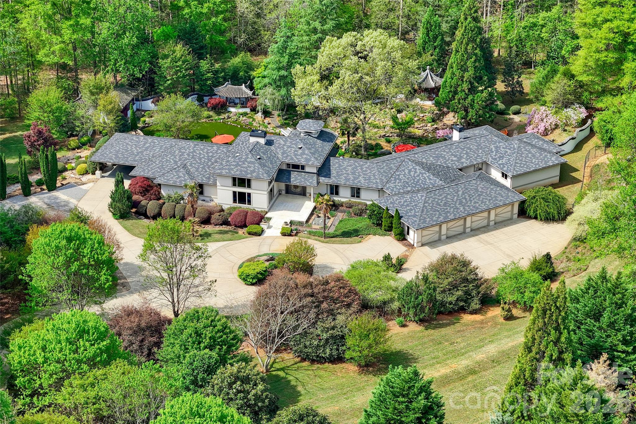 Photo of 380 Montagu Drive, Spartanburg, SC 29301