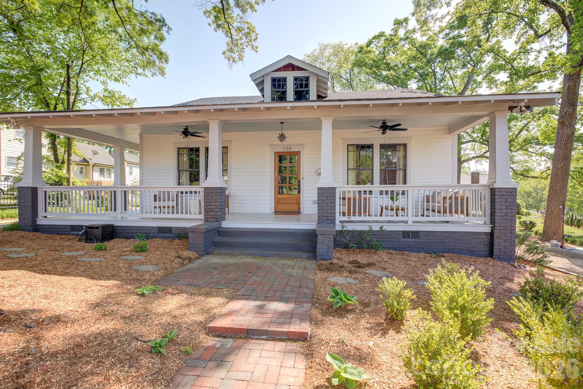 Photo of 429 West Park Avenue, Charlotte, NC 28203