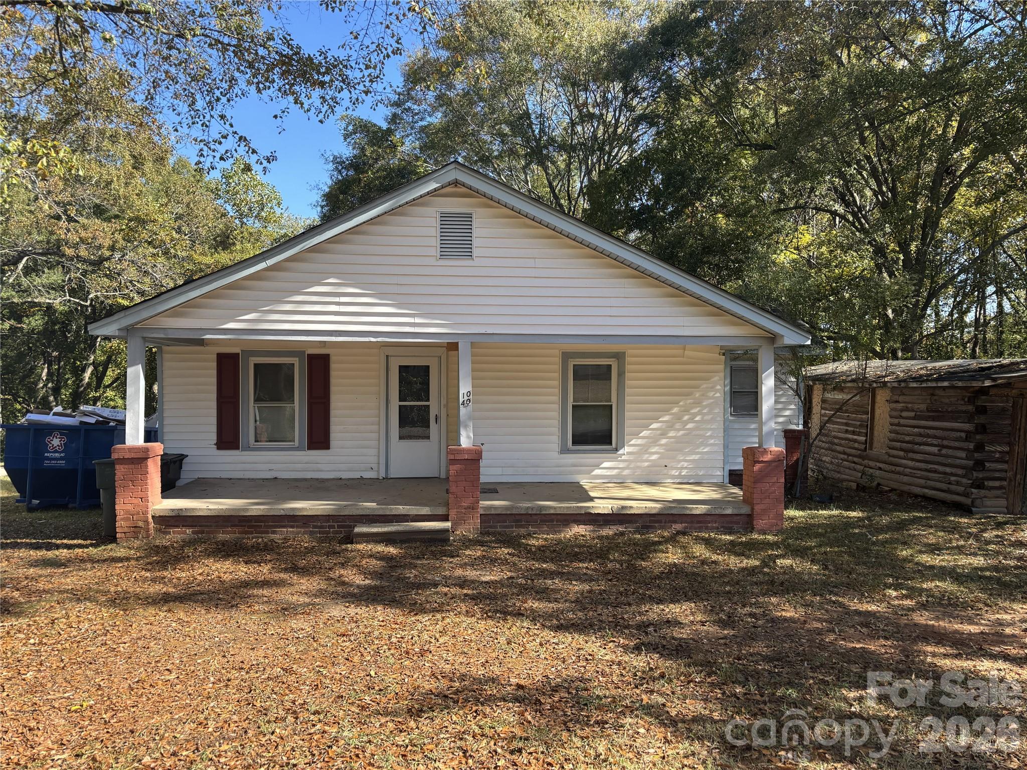 Photo of 1040 East Drive, Gastonia, NC 28052