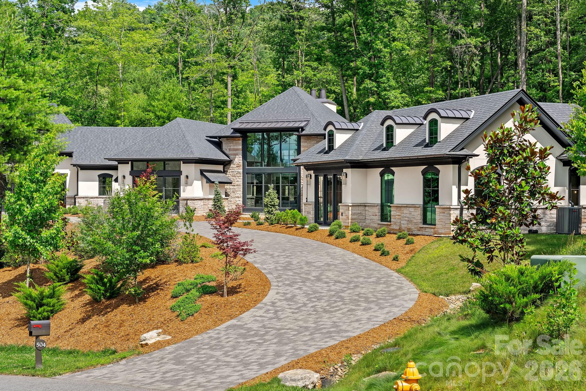 Photo of 504 Hollow Trail, Asheville, NC 28803