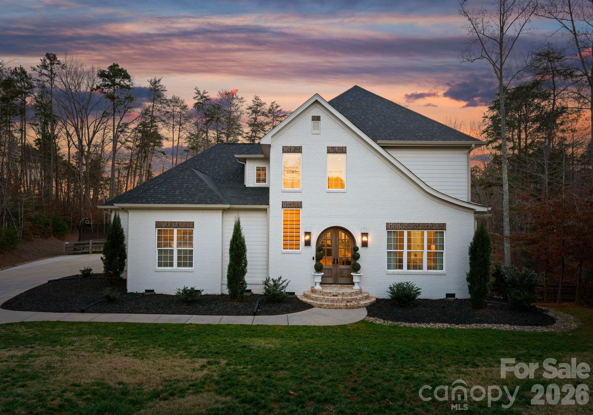 Photo of 3107 James Plantation Drive, Denver, NC 28037