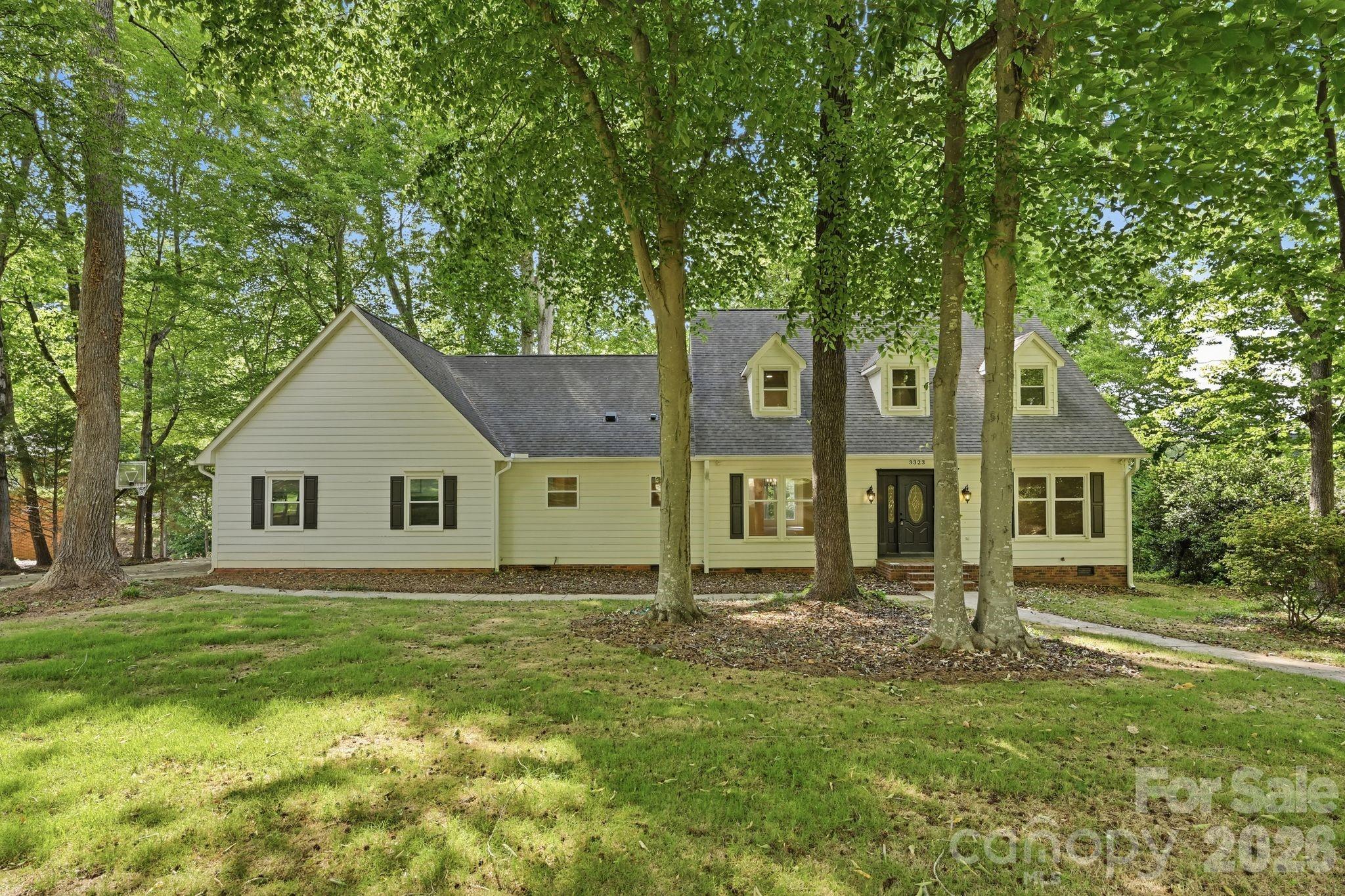 Photo of 3323 Lincoln Lane, Gastonia, NC 28056