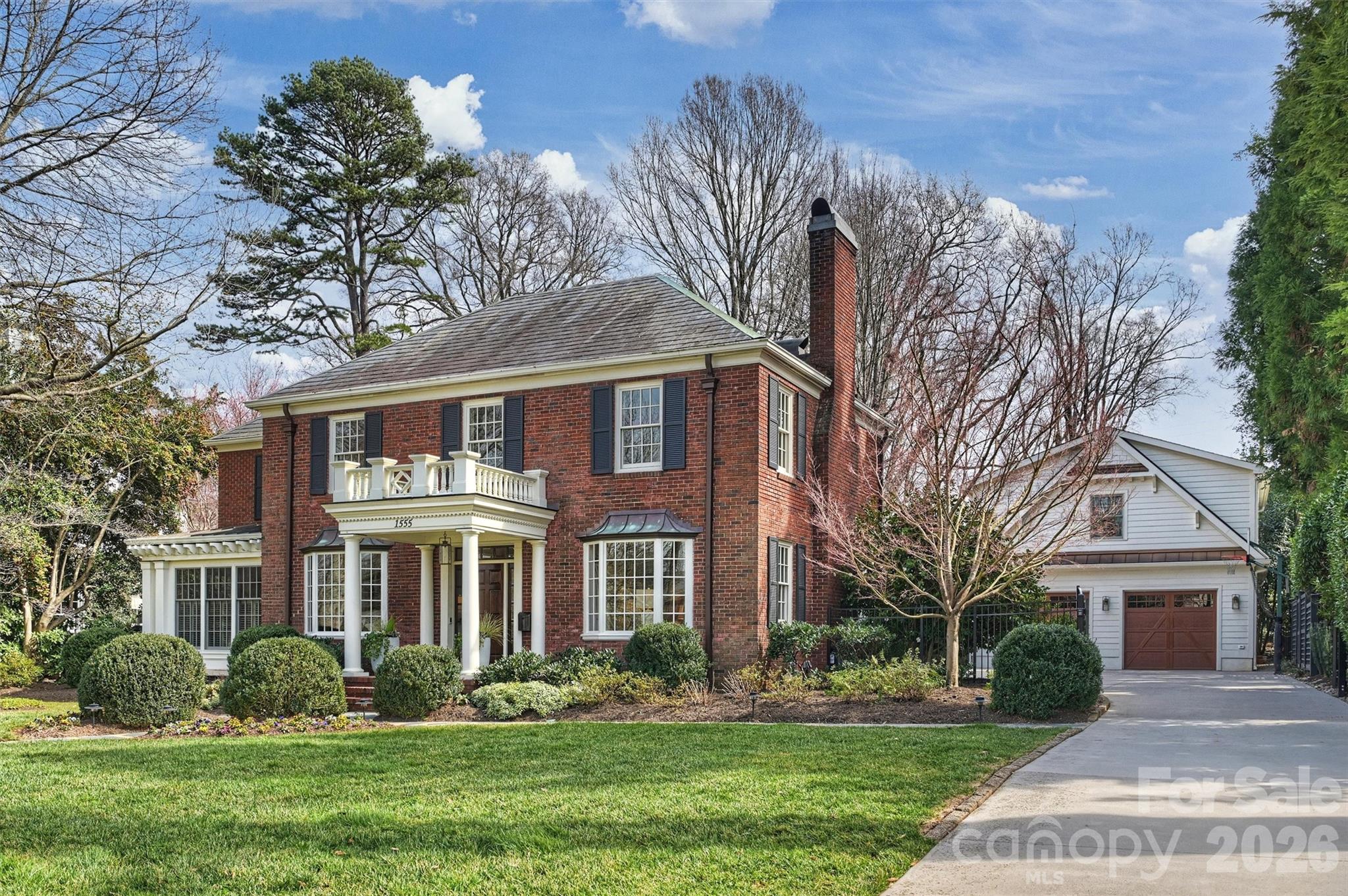Photo of 1555 Queens Road W, Charlotte, NC 28207