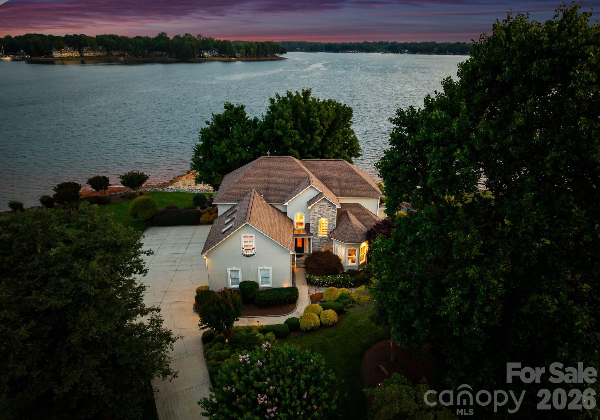 Photo of 217 Westpaces Road, Mooresville, NC 28117
