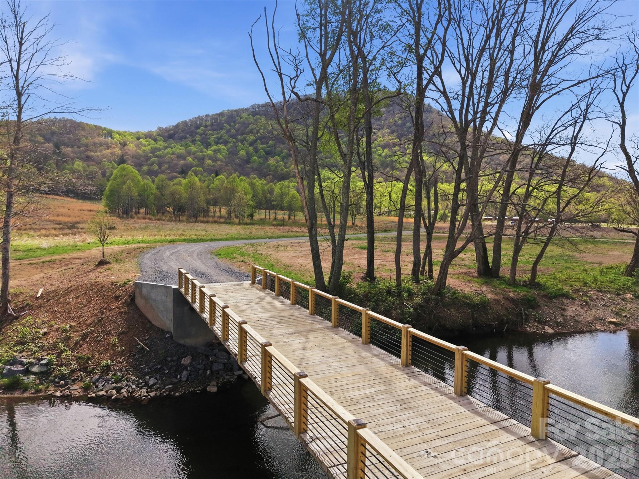 Photo of TBD Highland River Parkway, Newland, NC 28657