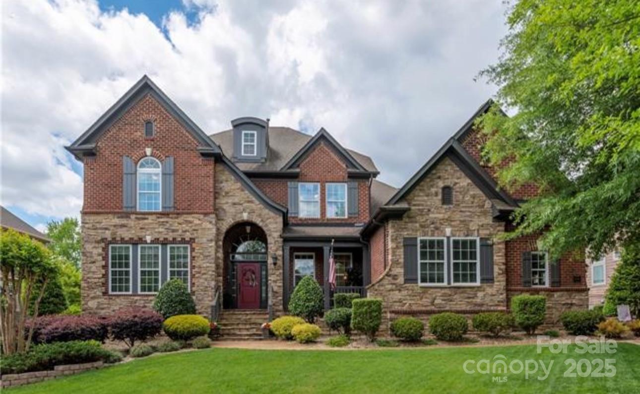 Photo of 14719 Old Vermillion Drive, Huntersville, NC 28078