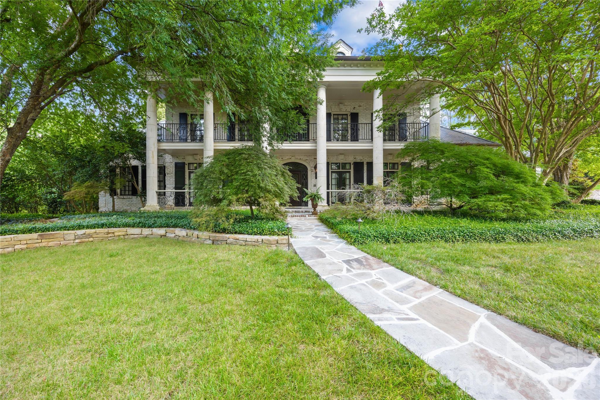 Photo of 4523 Fox Brook Lane, Charlotte, NC 28211
