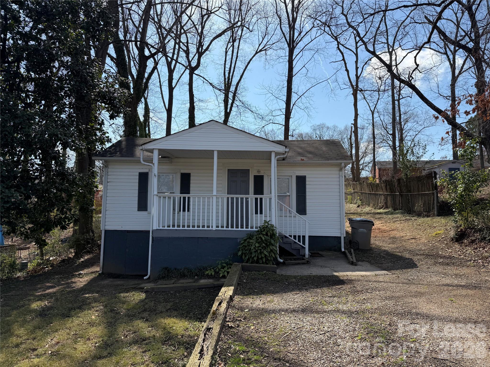 Photo of 603 E 8th Avenue, Gastonia, NC 28054
