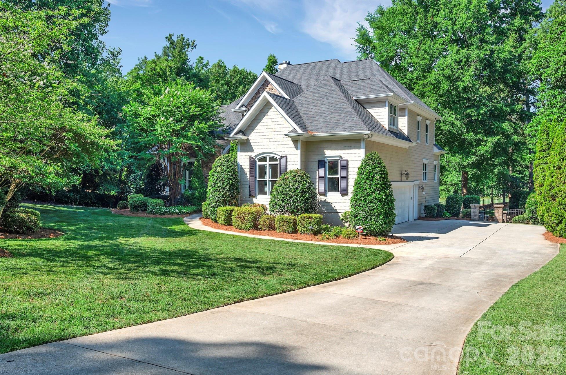 Photo of 1744 Brawley School Road, Mooresville, NC 28117