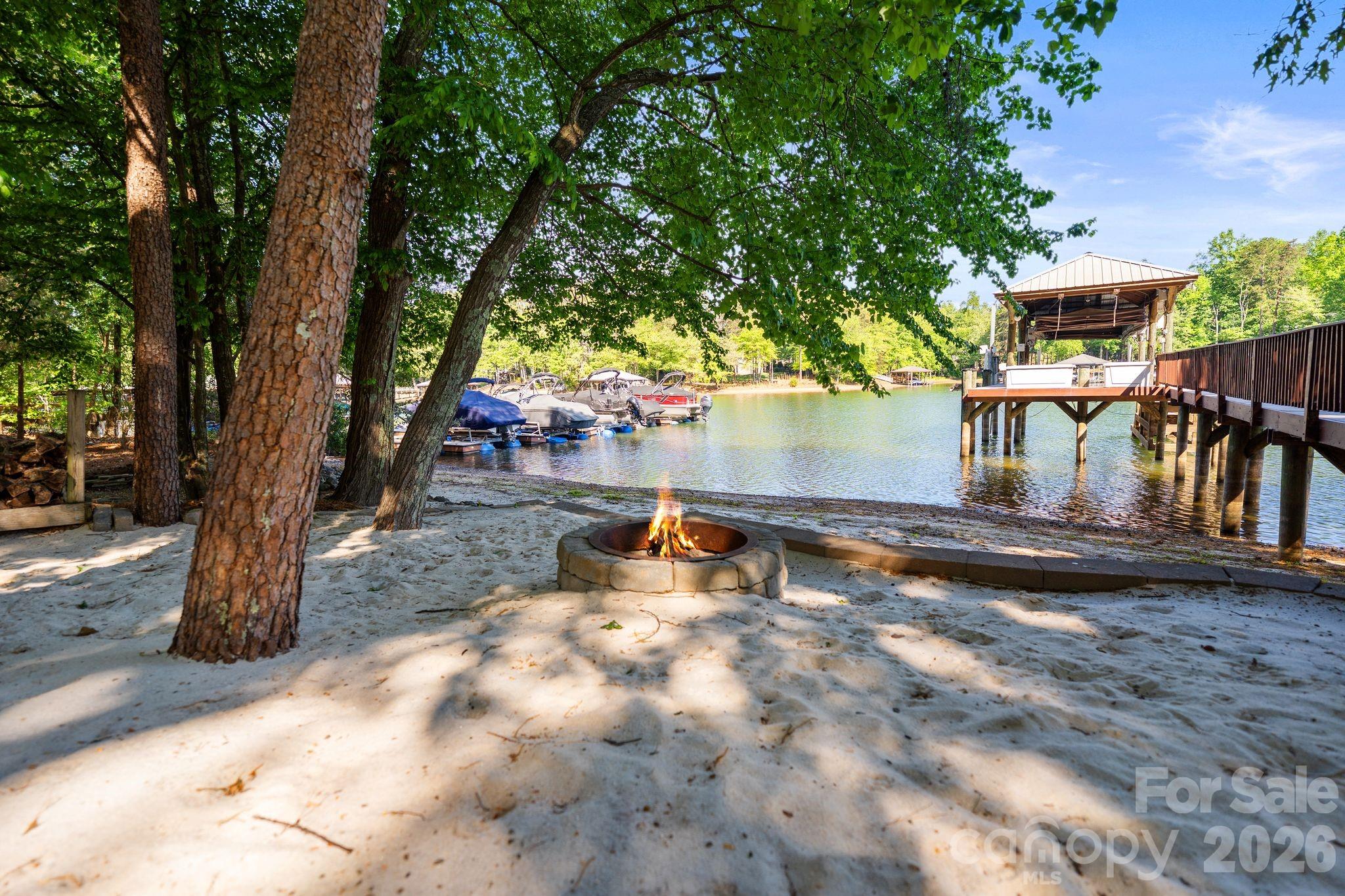 Photo of 4685 Eagle Pointe Court, Denver, NC 28037