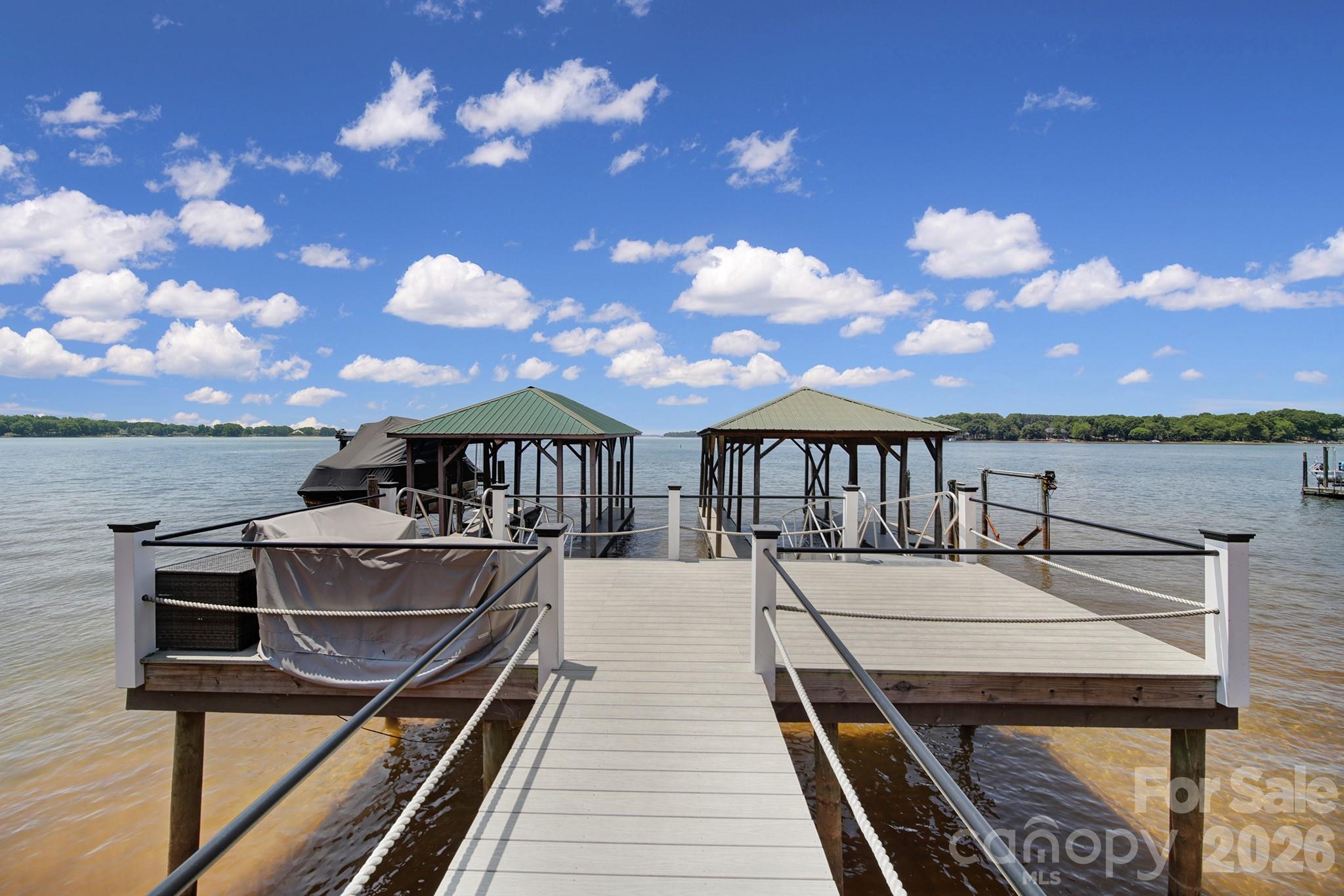 Photo of 704 Isle Of Pines Road, Mooresville, NC 28117