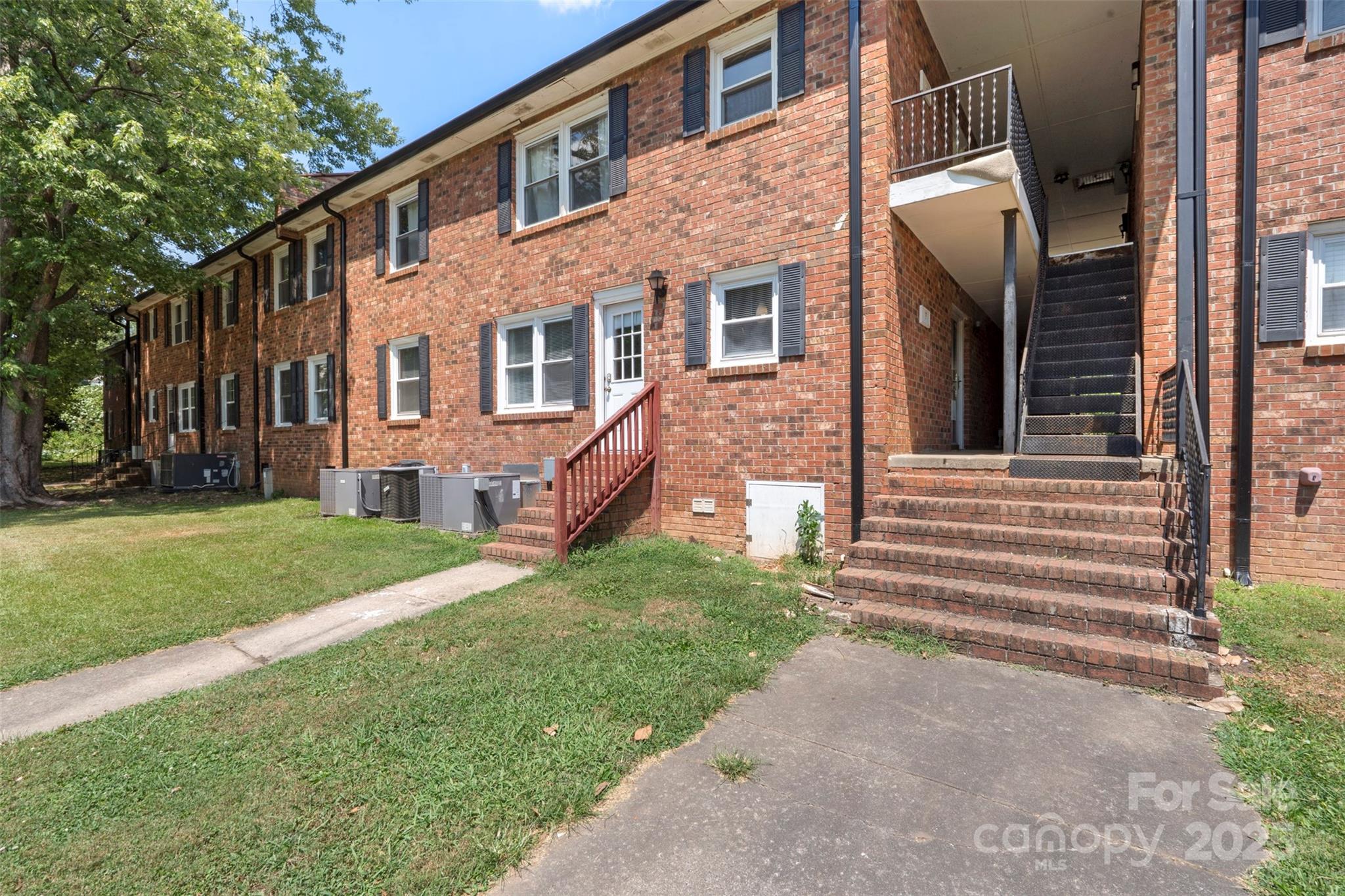 Photo of 718 E Maple Avenue, Gastonia, NC 28054