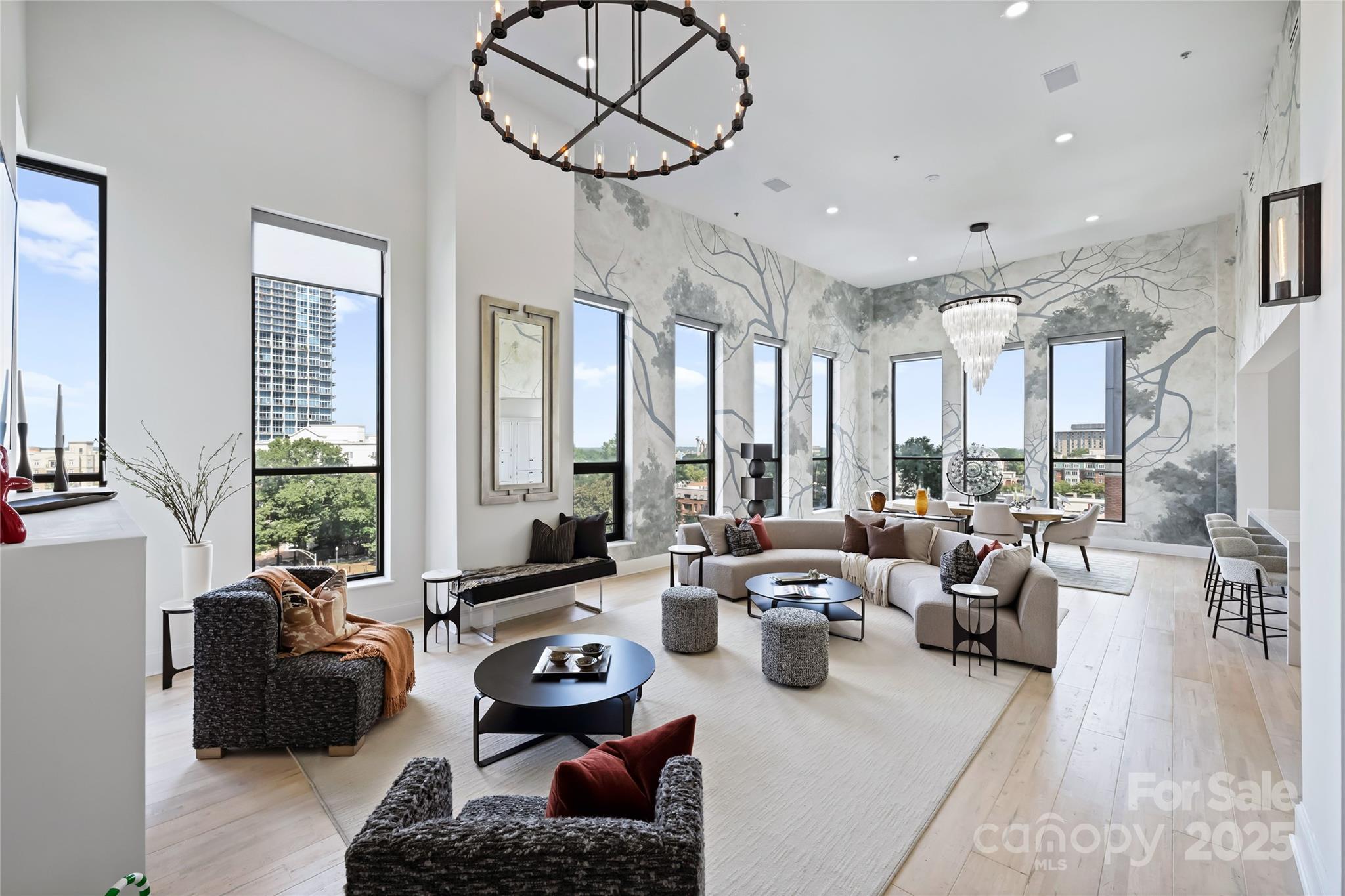 Photo of 127 N Tryon Street, Charlotte, NC 28202