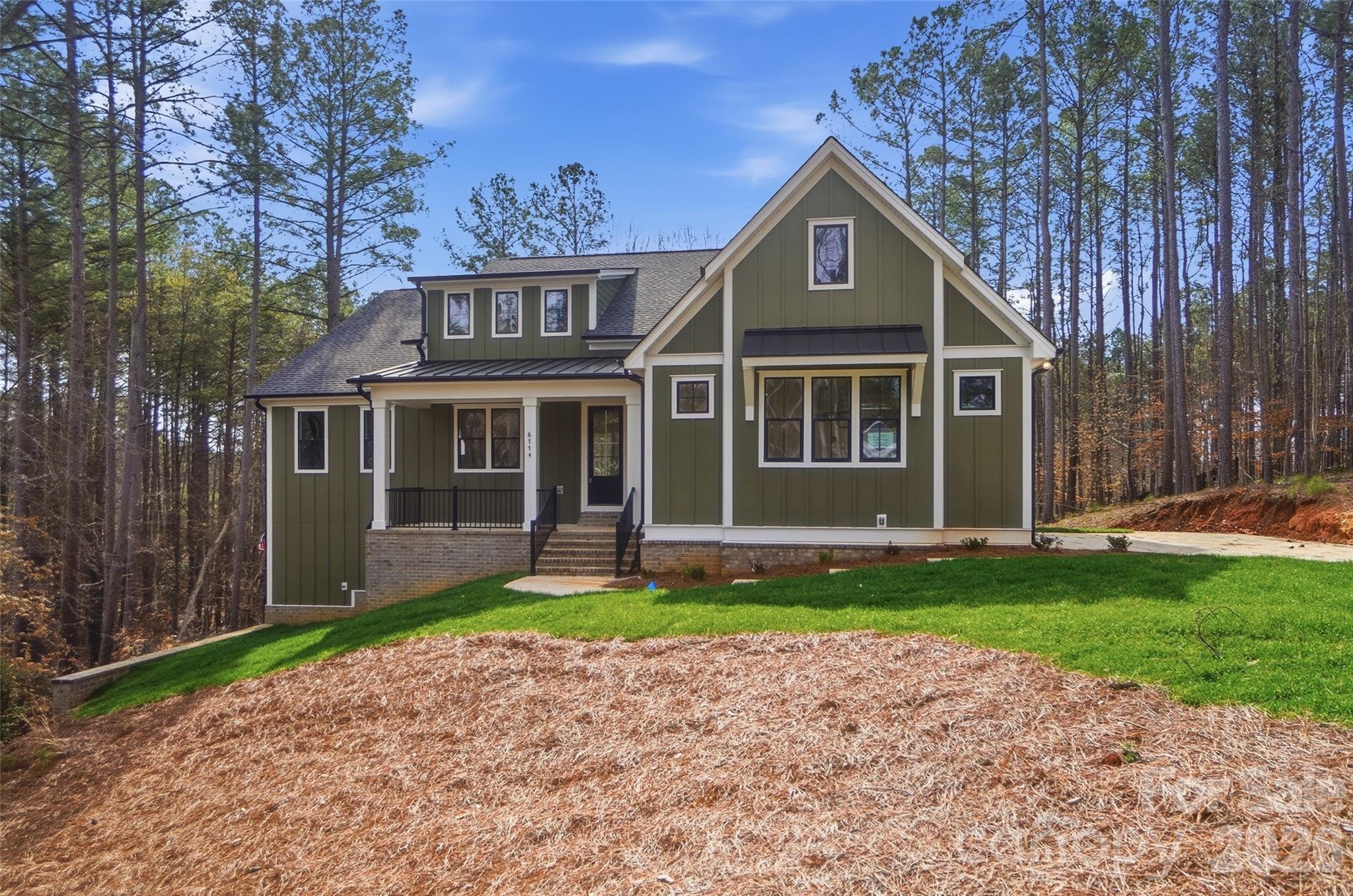 Photo of 6774 Kingfisher Court, Denver, NC 28037