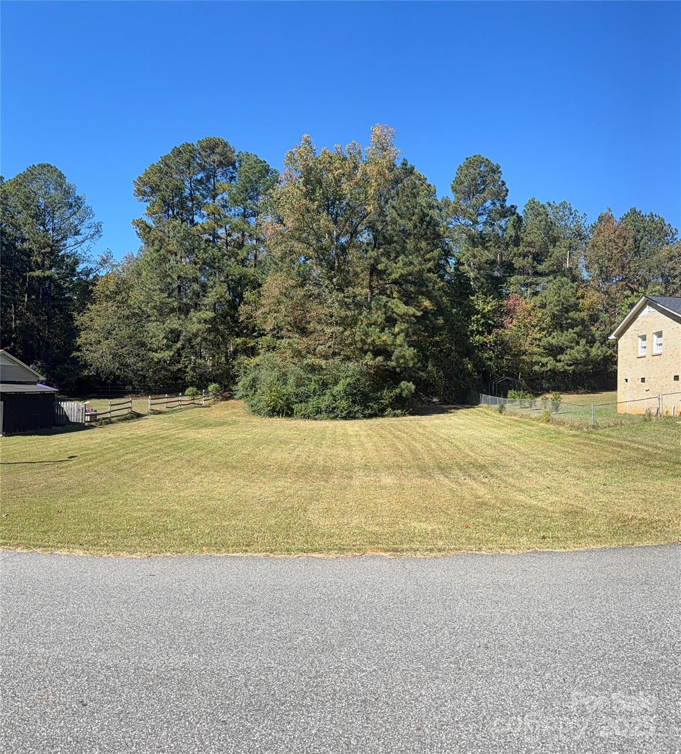 Photo of 1014 Spring Drive, Gastonia, NC 28052