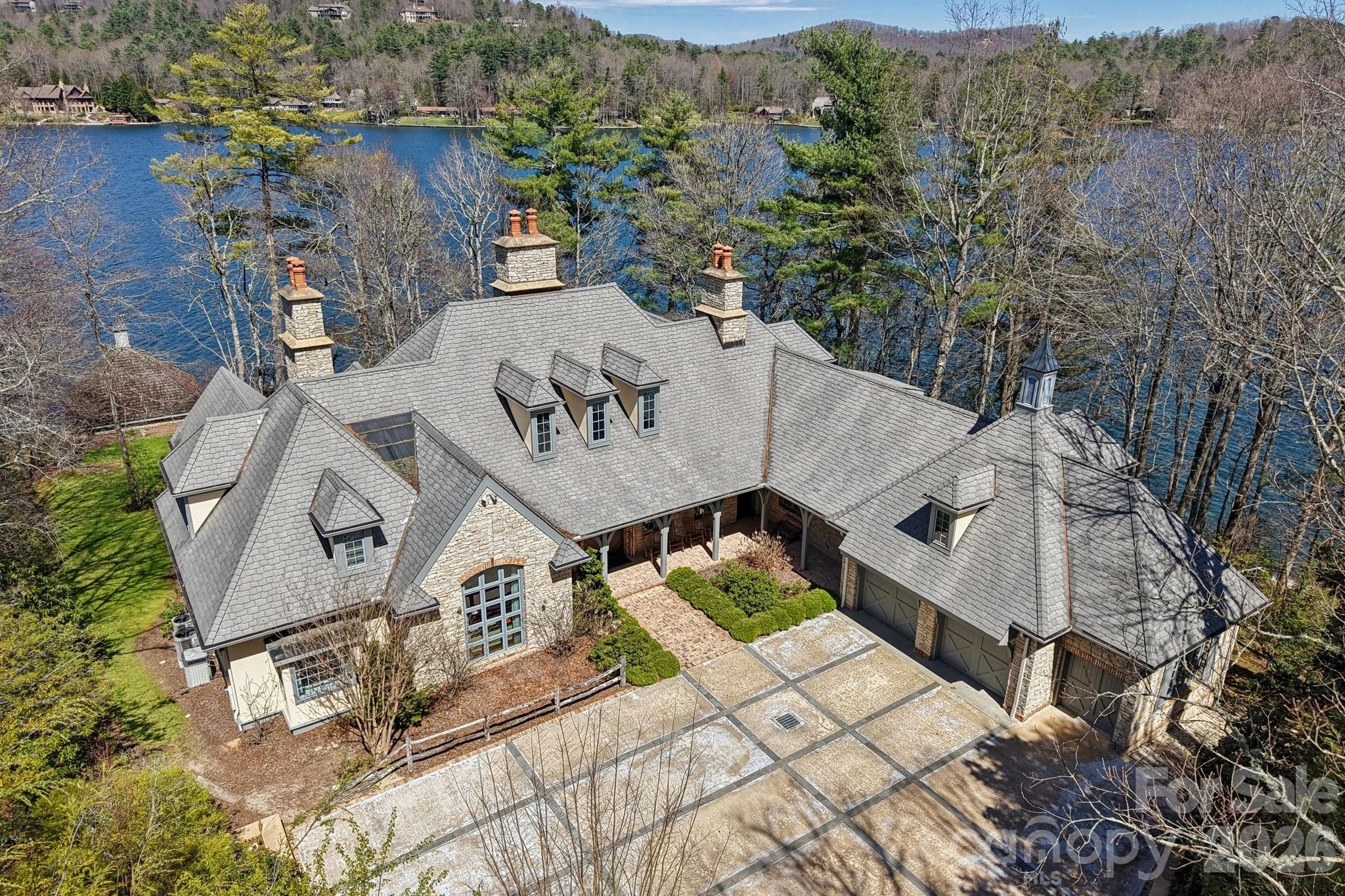 Photo of 138 Indian Trace, Lake Toxaway, NC 28747