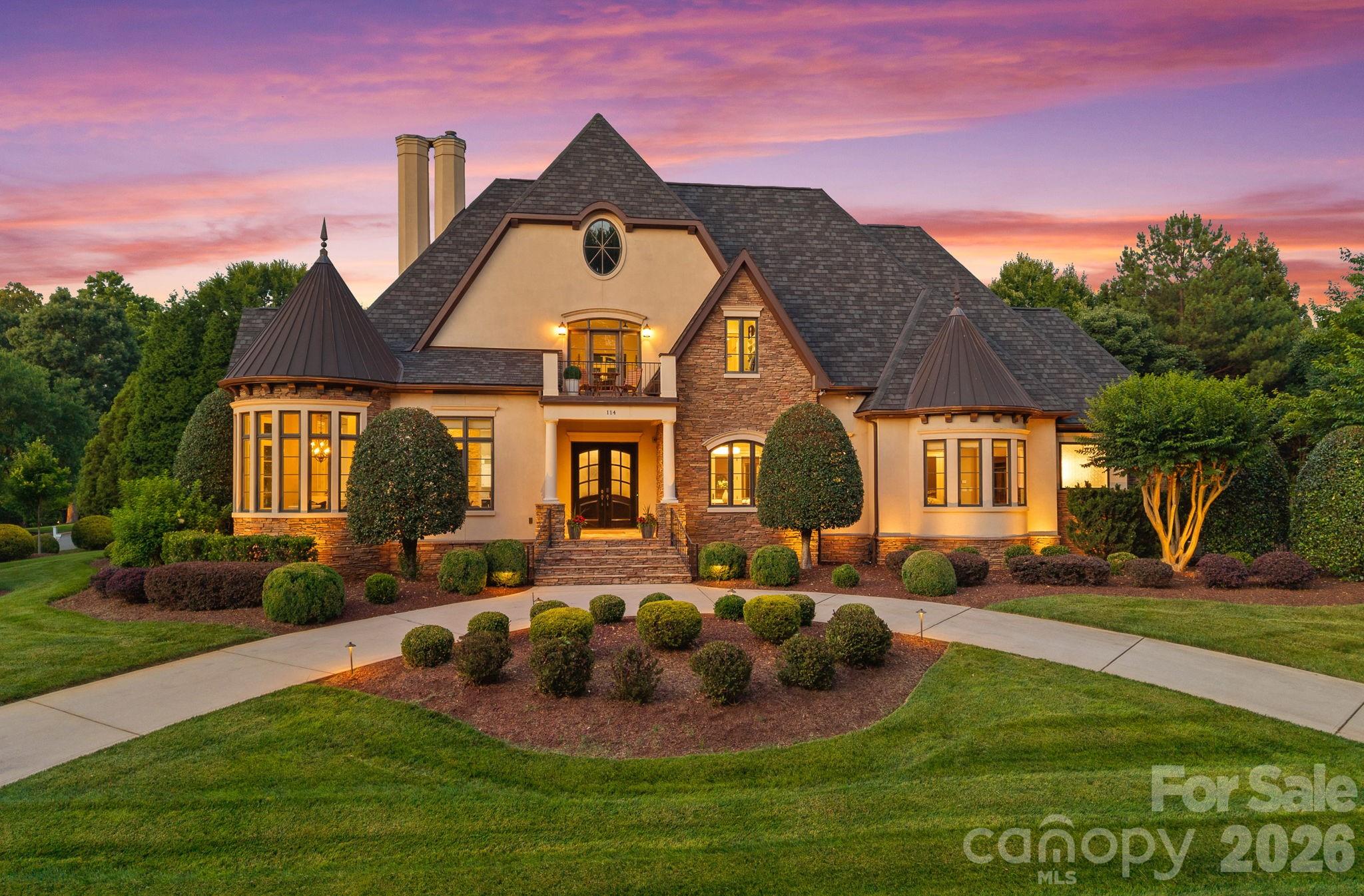 Photo of 114 Thurstons Way, Mooresville, NC 28117