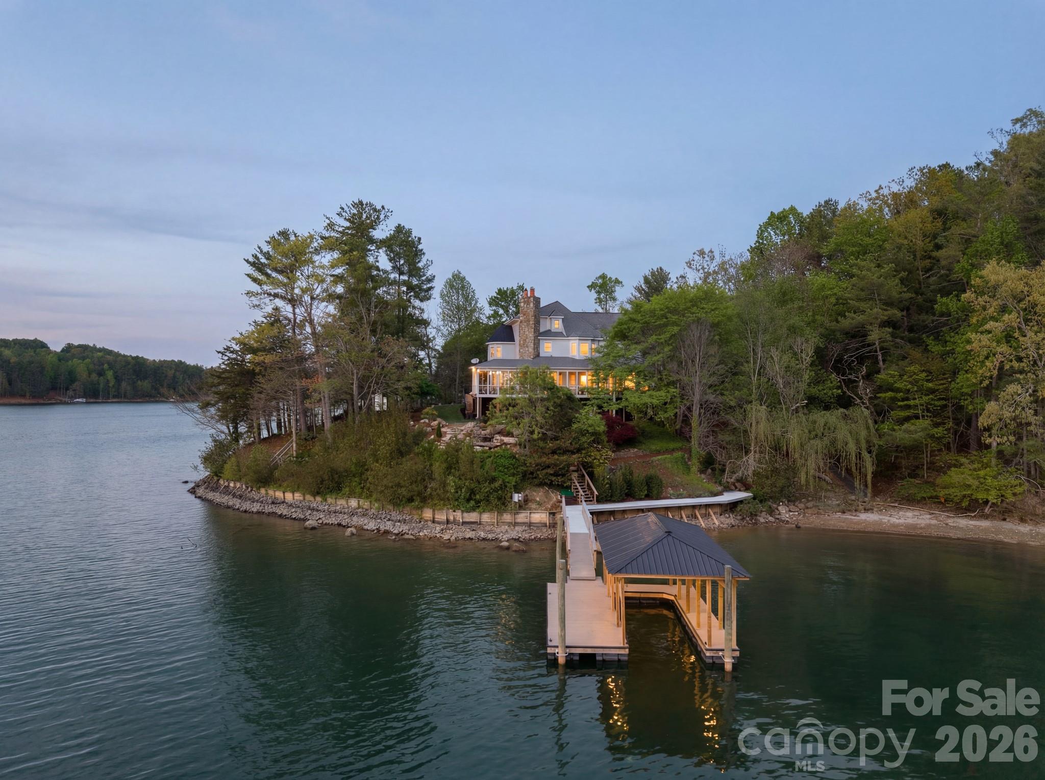 Photo of 4950 Canterbury Place, Morganton, NC 28655