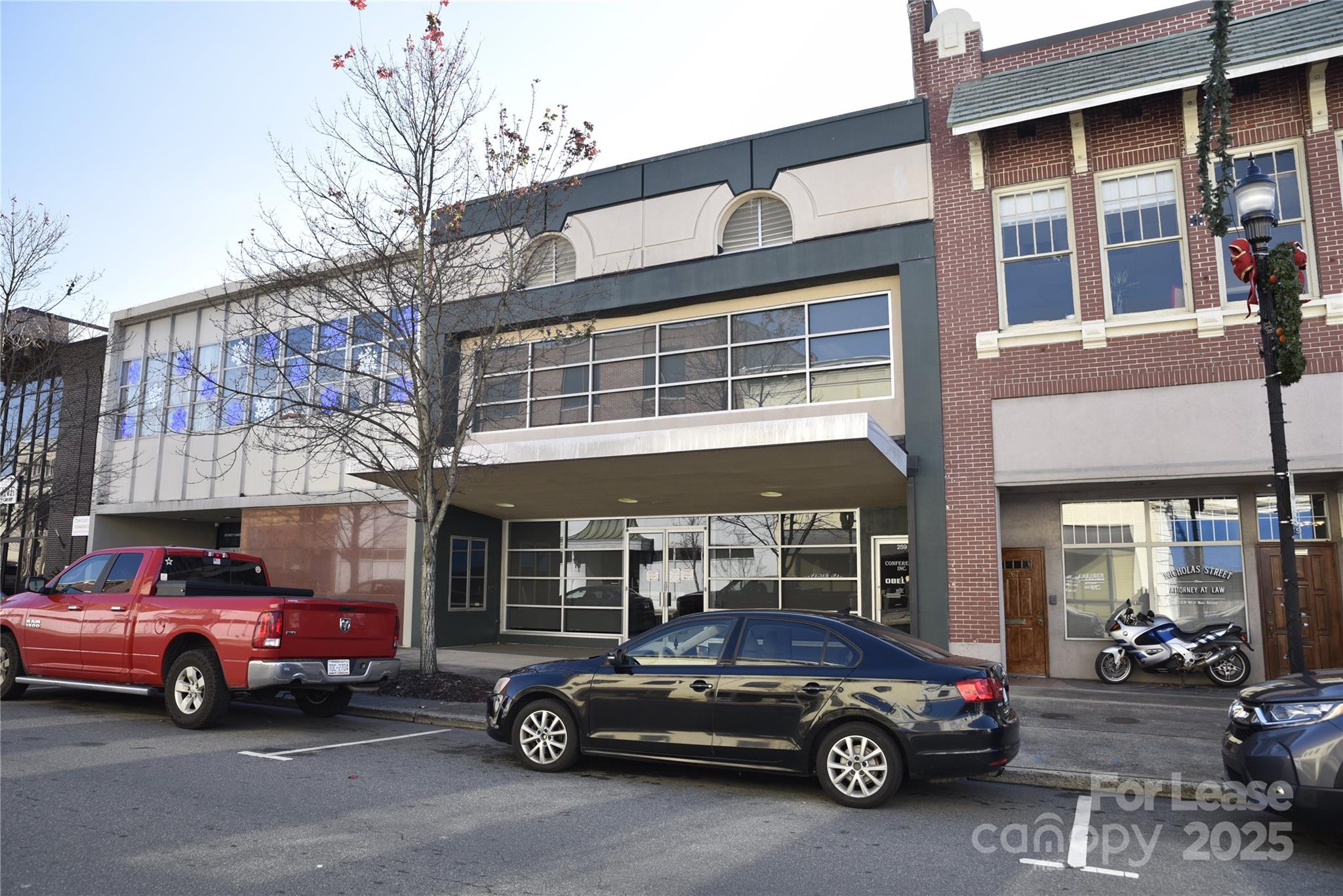 Photo of 257 W Main Avenue, Gastonia, NC 28052