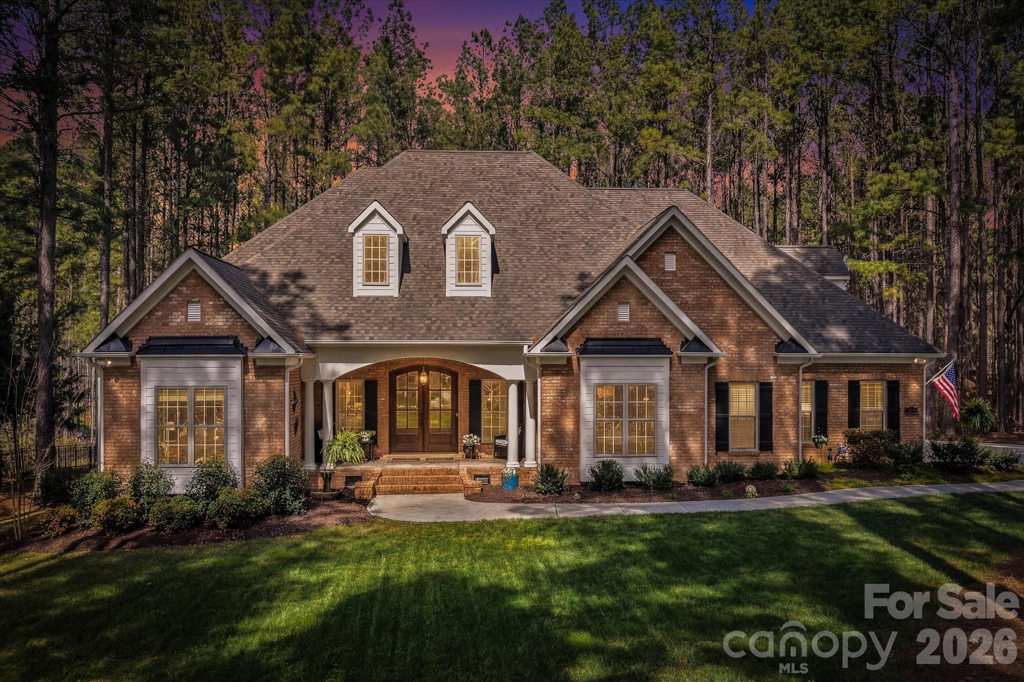 Photo of 4950 River Hills Drive, Denver, NC 28037