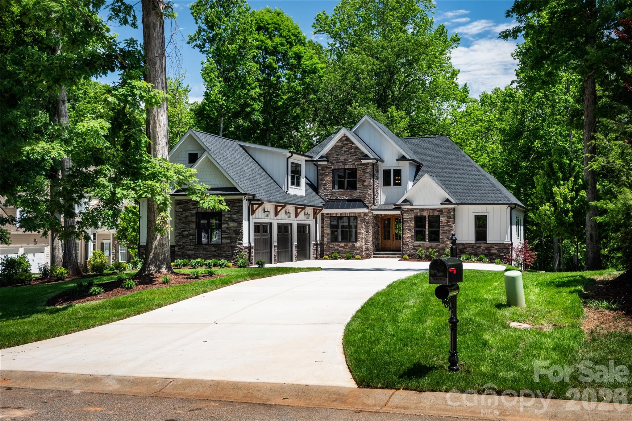 Photo of 7583 Cottonwood Drive, Denver, NC 28037