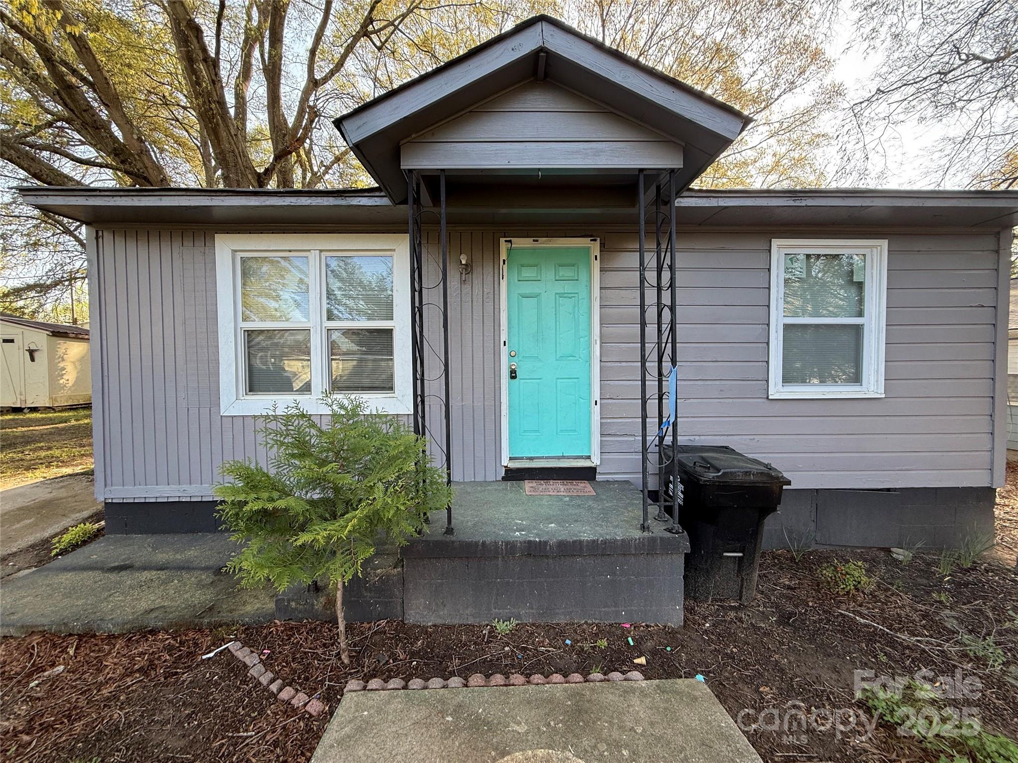 Photo of 3316 Queens Lane, Gastonia, NC 28052