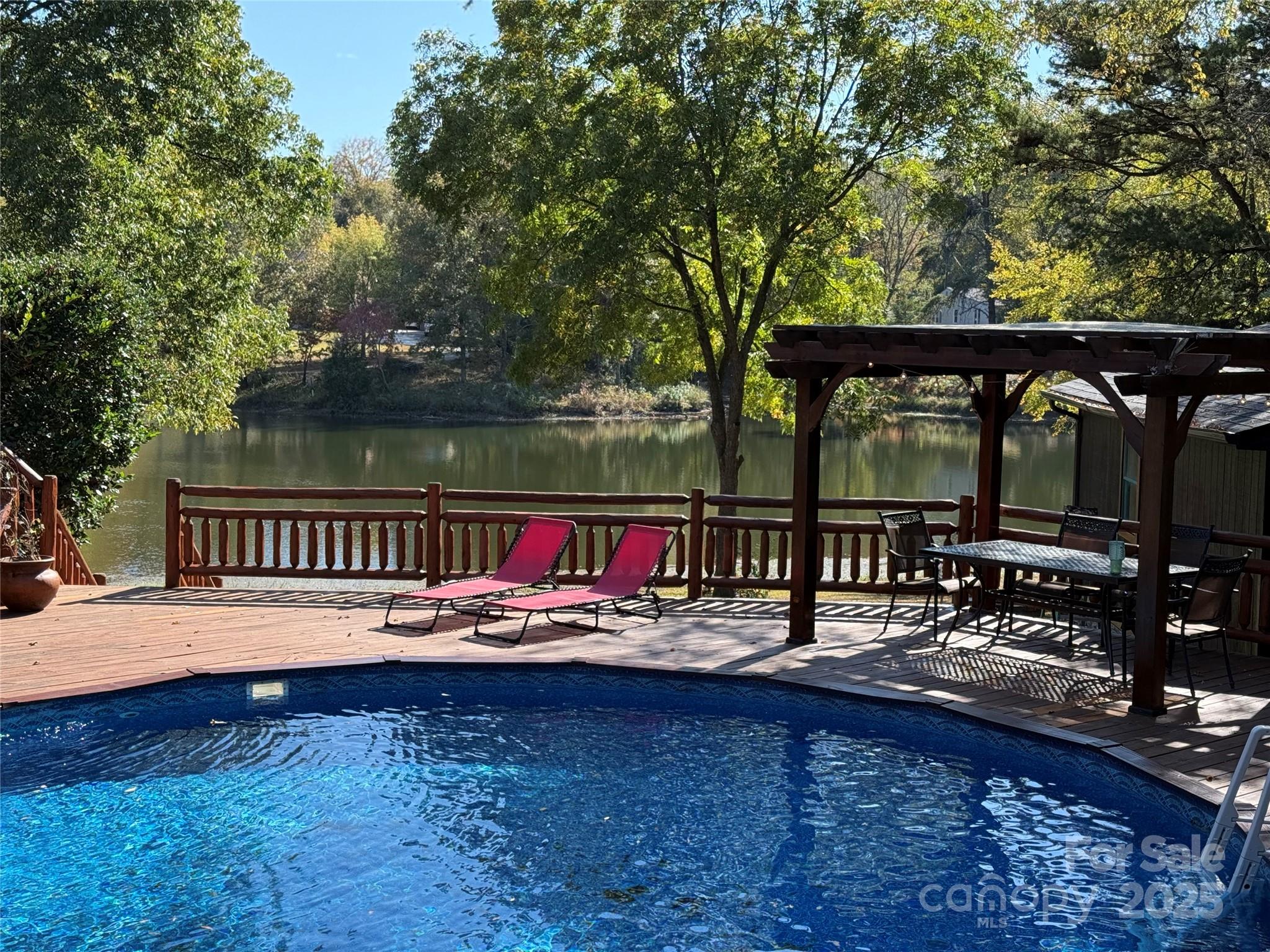 Photo of 1011 Lakeshore Drive, Belmont, NC 28012