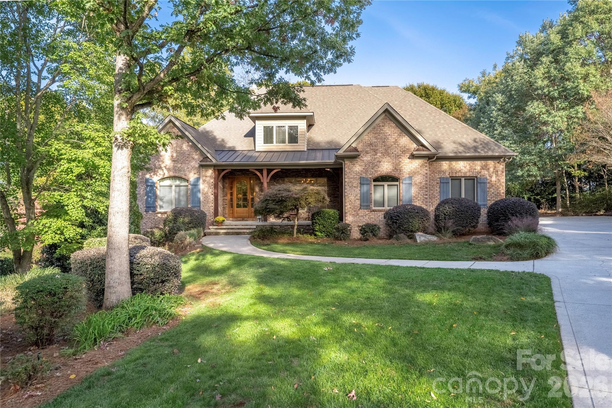 Photo of 3946 Lake Spring Cove Court, Denver, NC 28037