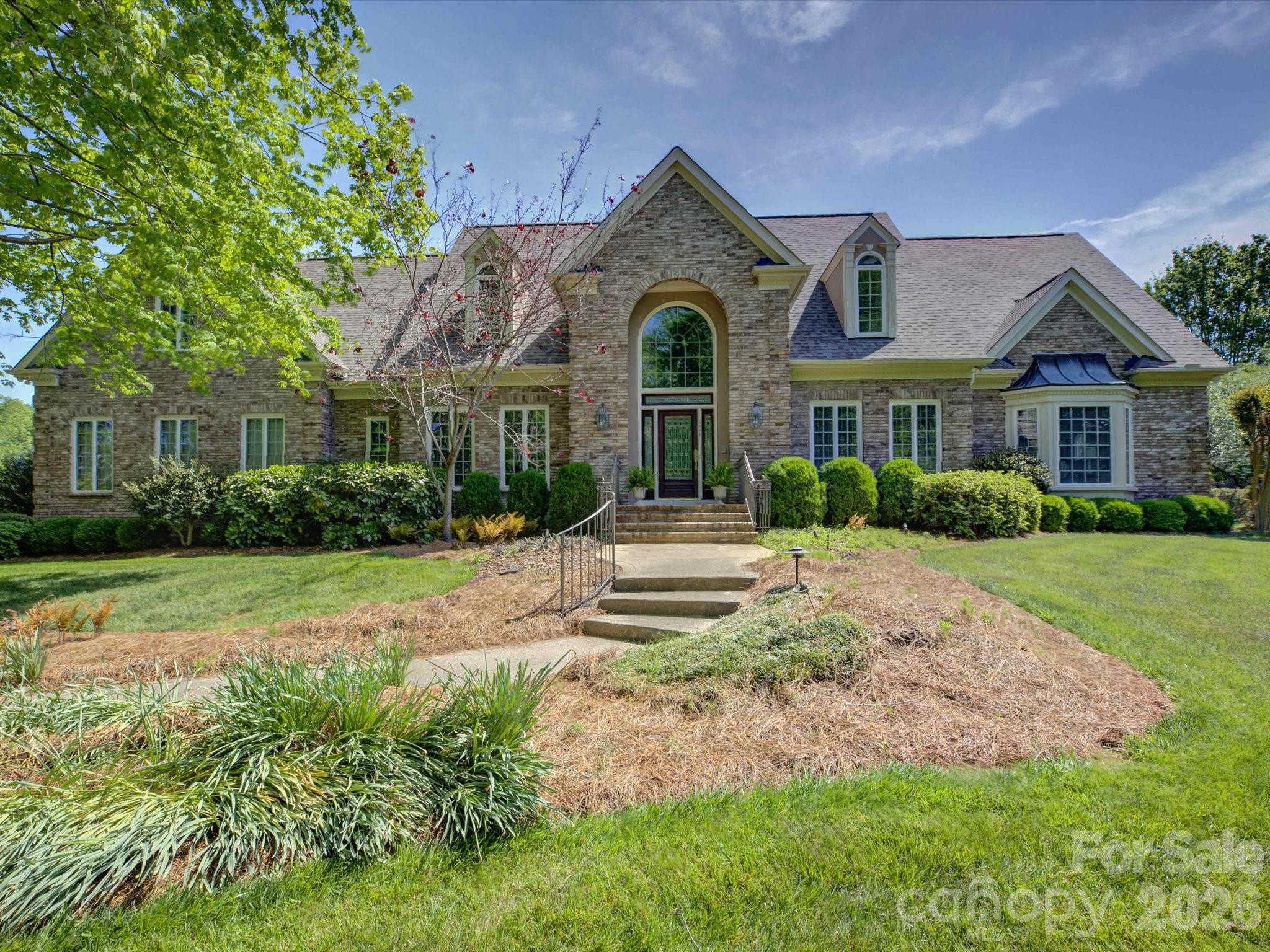 Photo of 2980 Robinwood Road, Gastonia, NC 28054