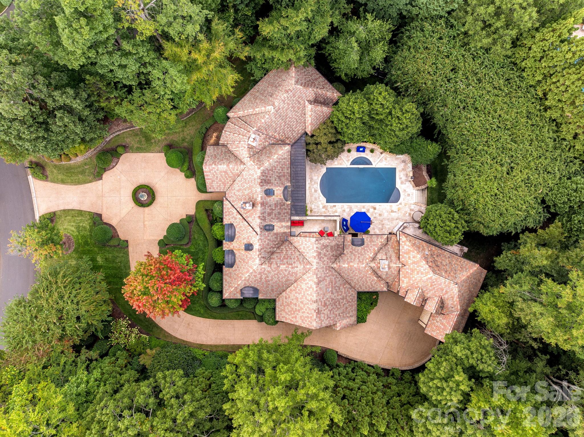 Photo of 4231 Fox Brook Lane, Charlotte, NC 28211