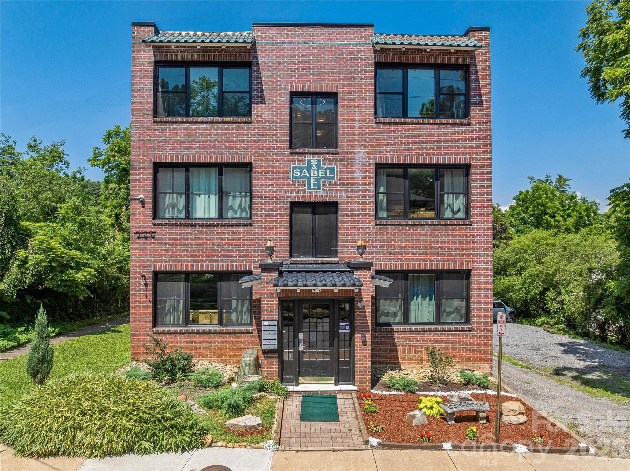 Photo of 42 Furman Avenue, Asheville, NC 28801