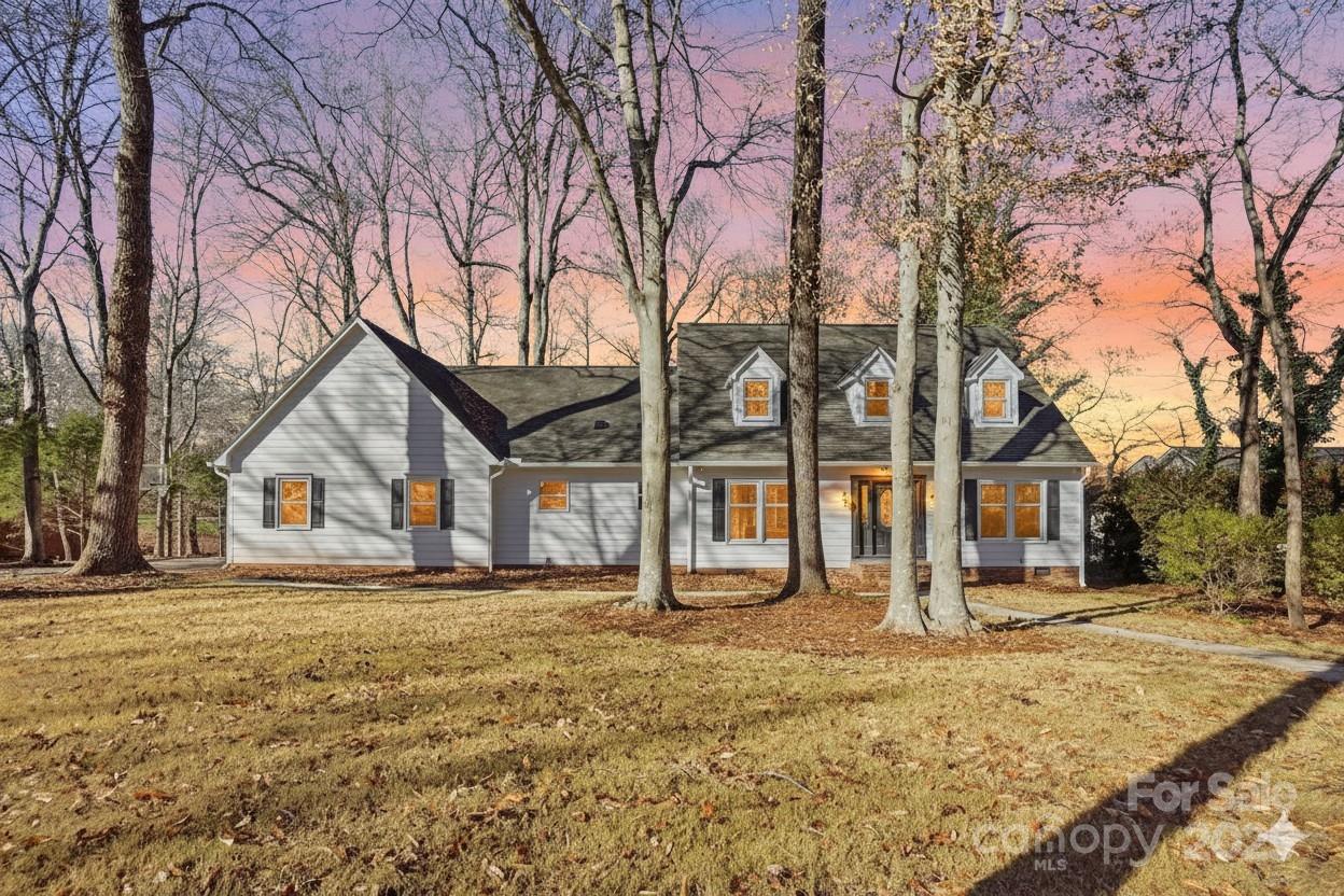 Photo of 3323 Lincoln Lane, Gastonia, NC 28056