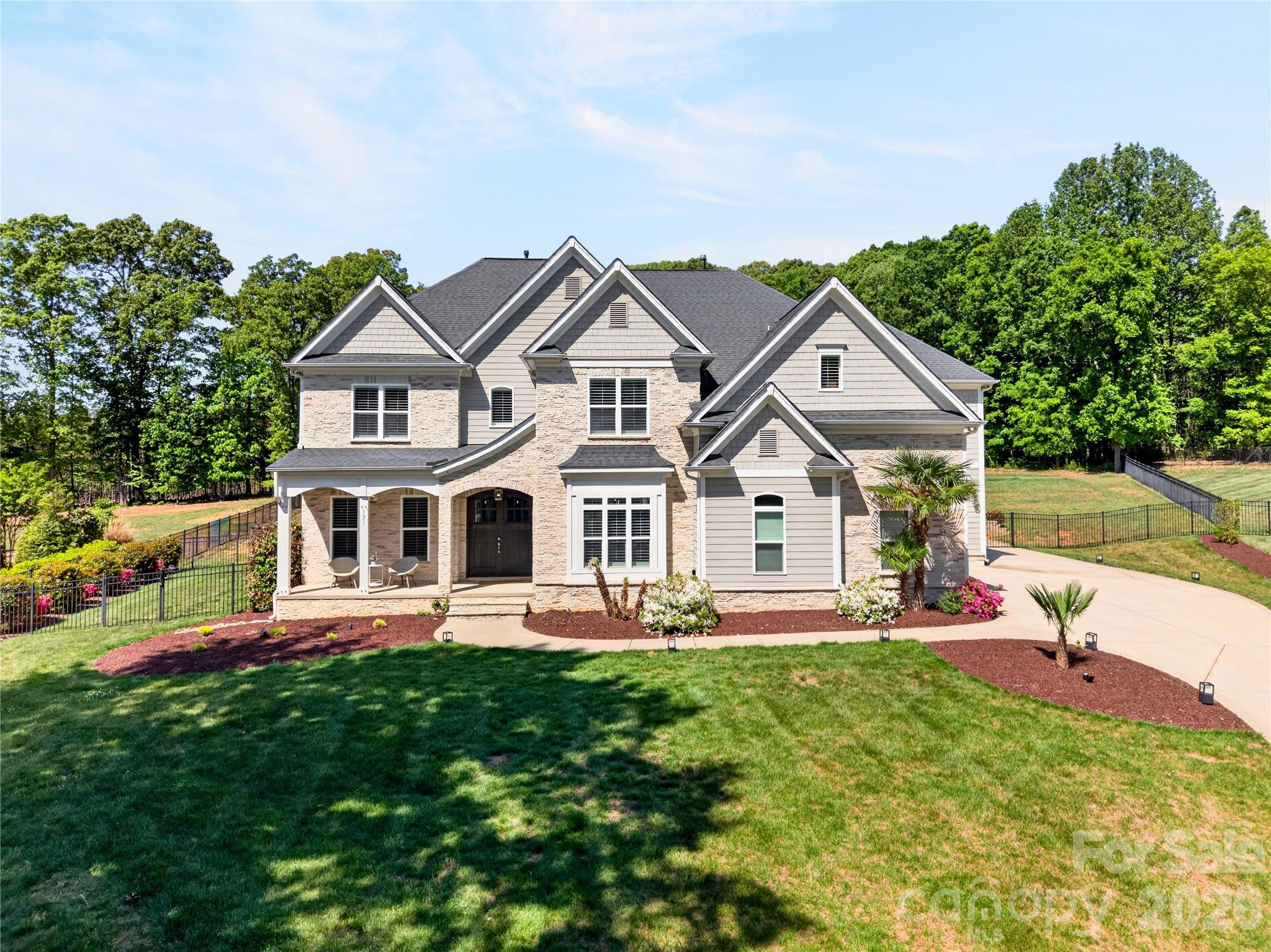 Photo of 121 Leeward Shoals Lane, Mooresville, NC 28117